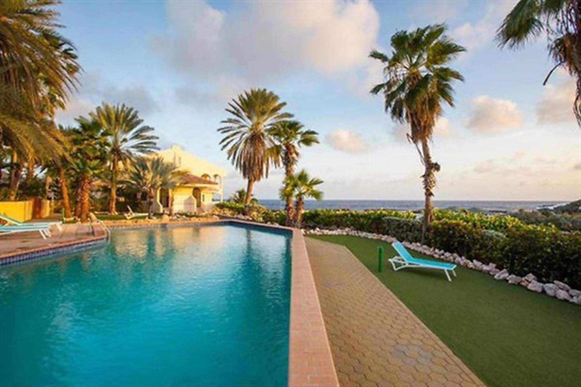NEW! Apartment Happiness at Mambo Ocean Resort