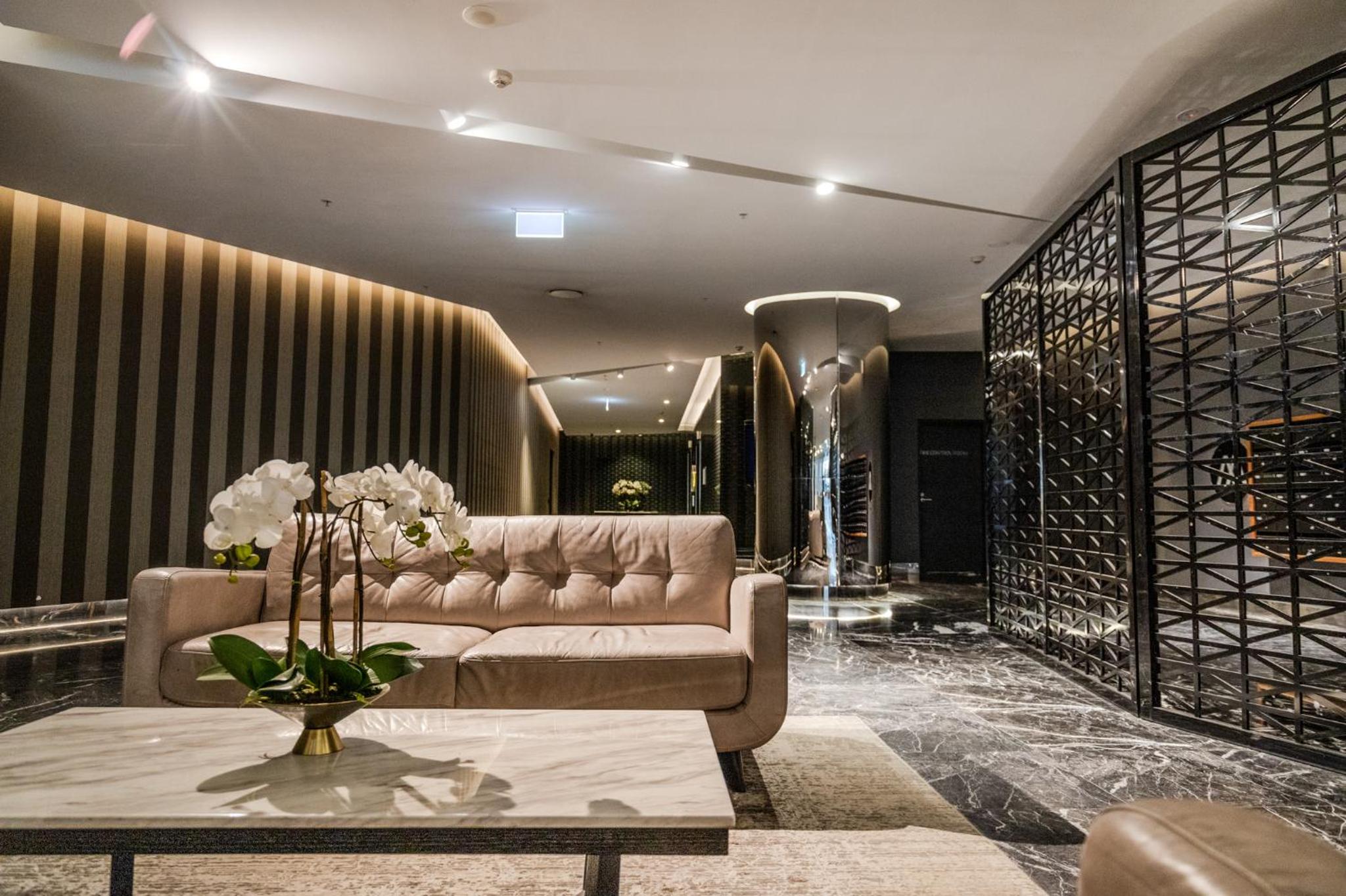 Premium Luxury Sub-Penthouse