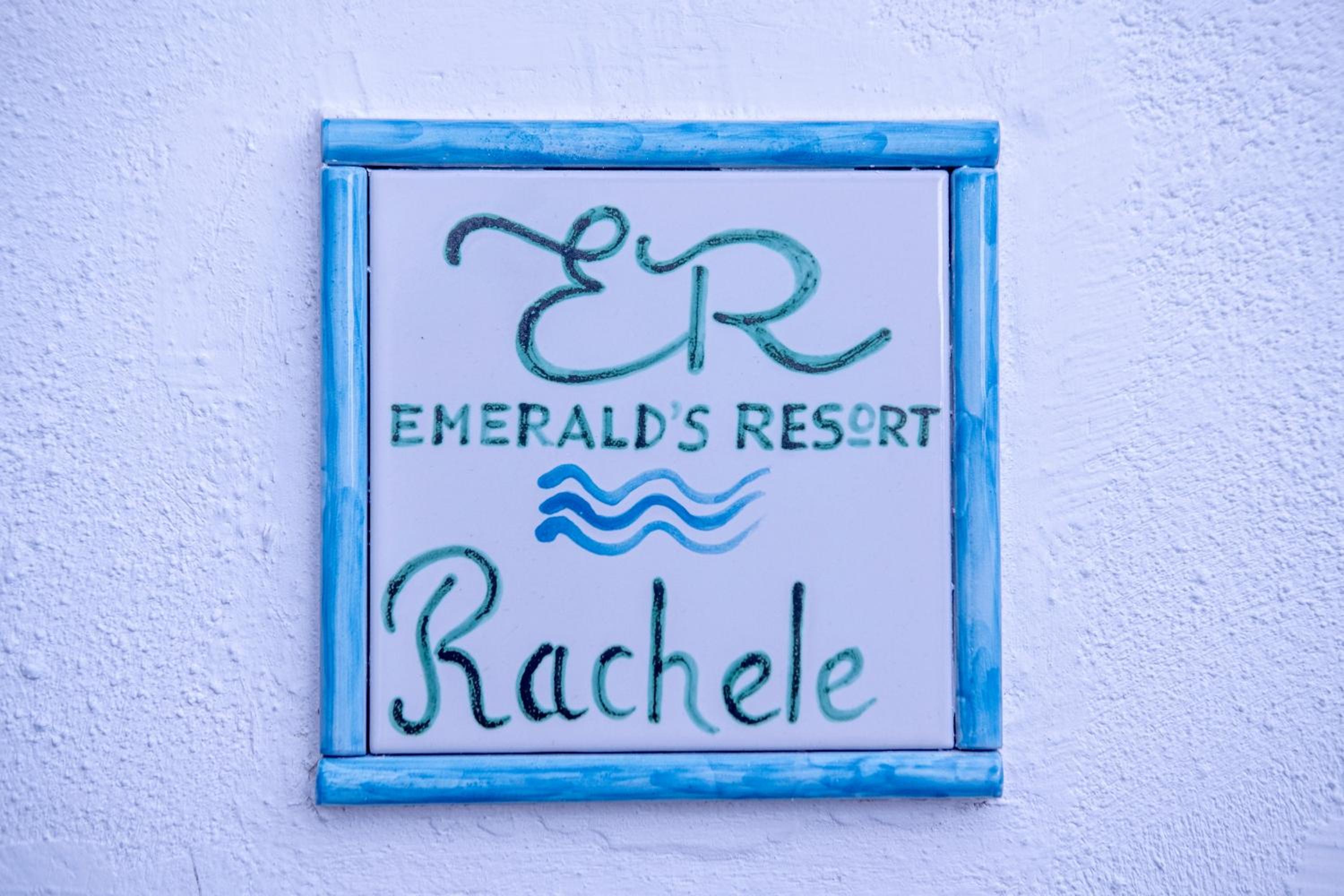 Emerald's Resort - Rachele view 2