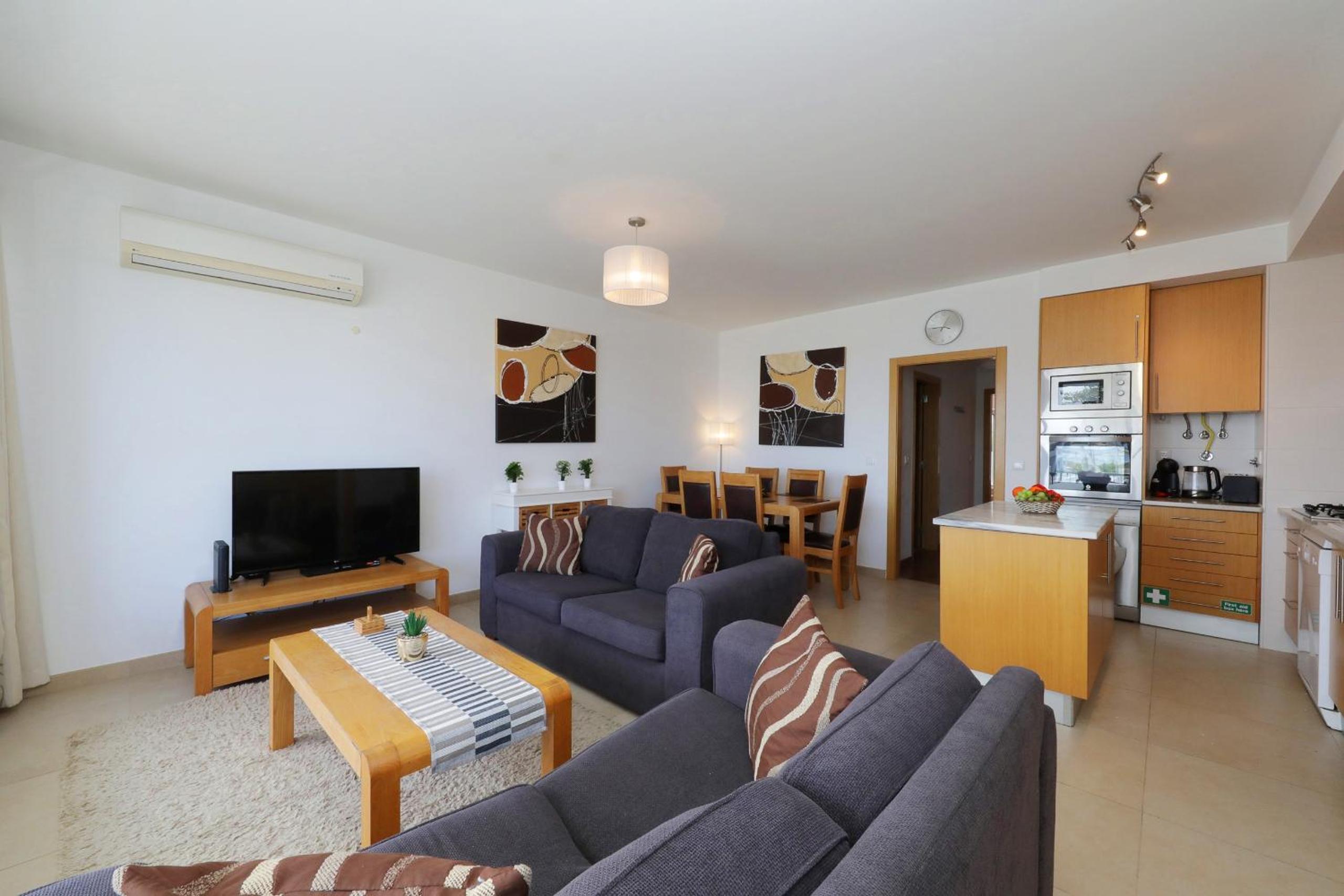 Apartment Vista Mar-beach 1km, Shared Pool view 4