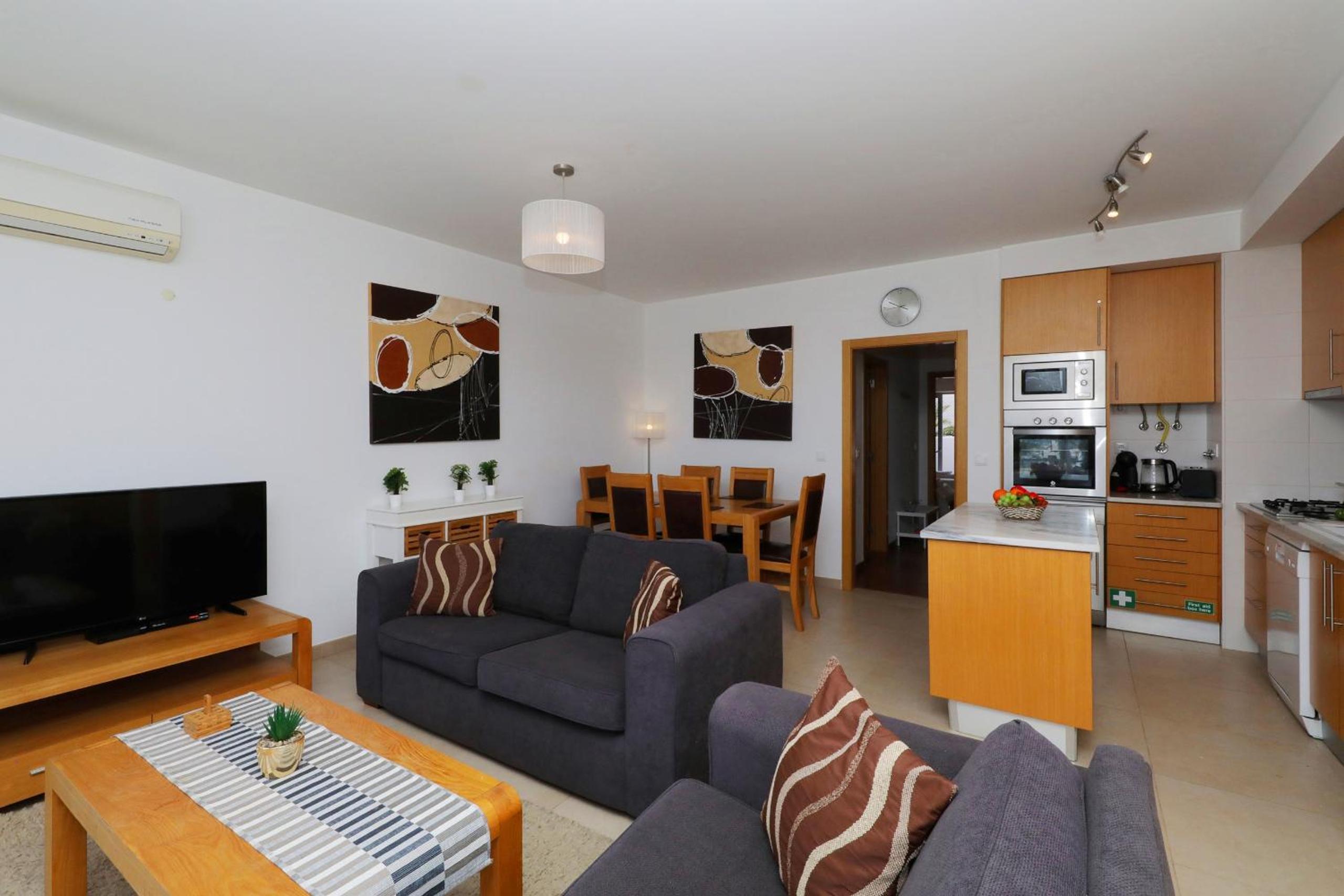 Apartment Vista Mar-beach 1km, Shared Pool view 5