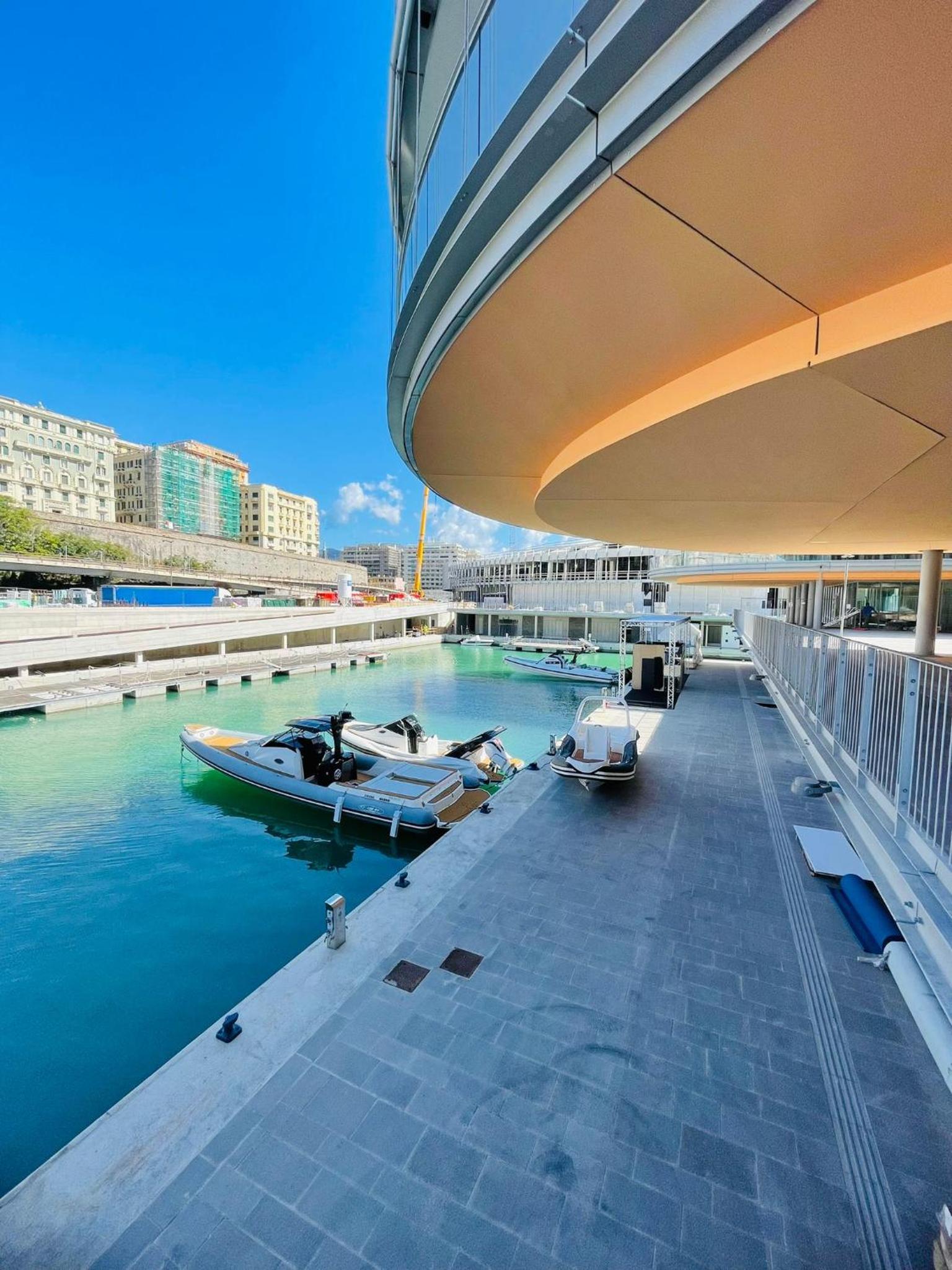 Waterfront Acquario House