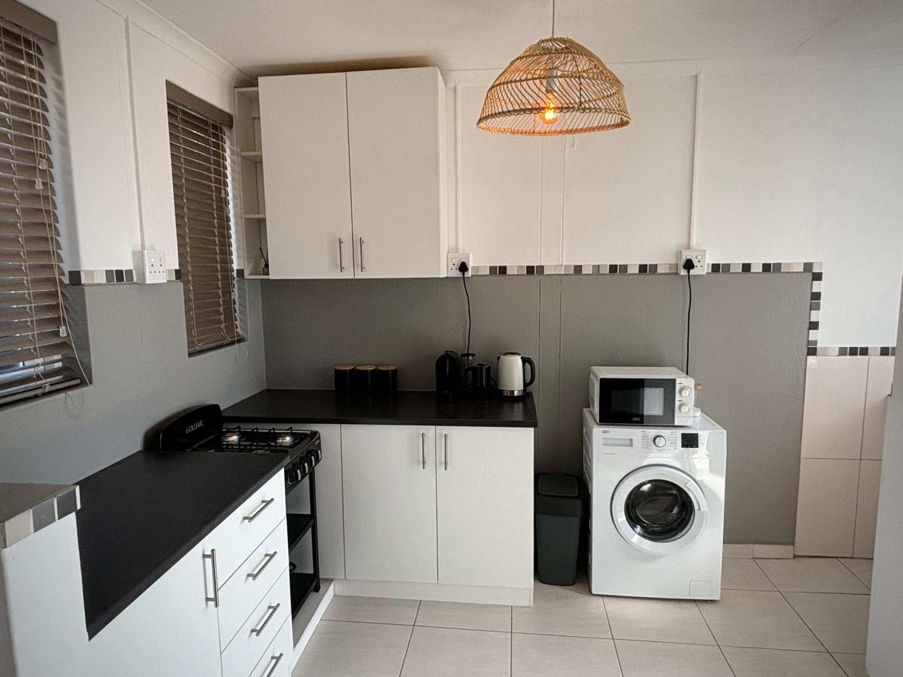 Stylish unit with amazing view view 5