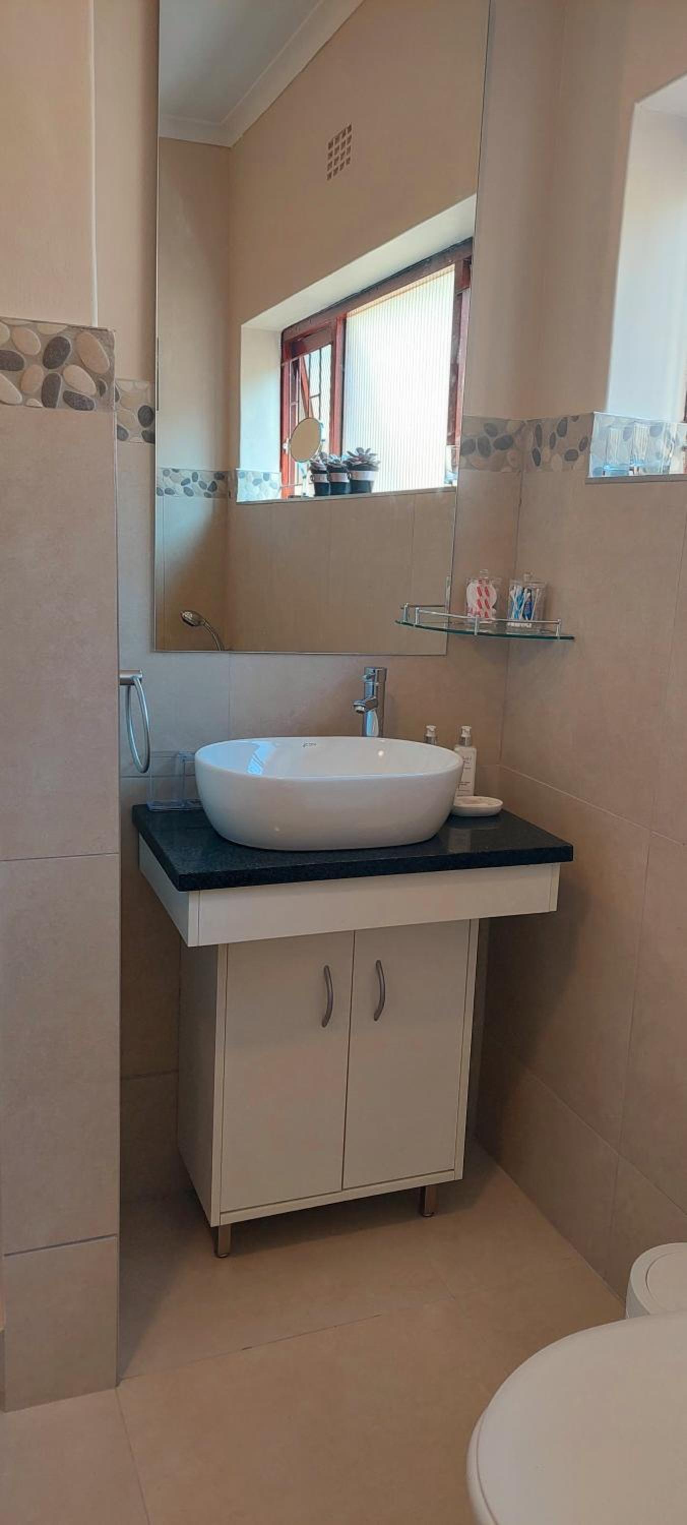 Riversong Guest House