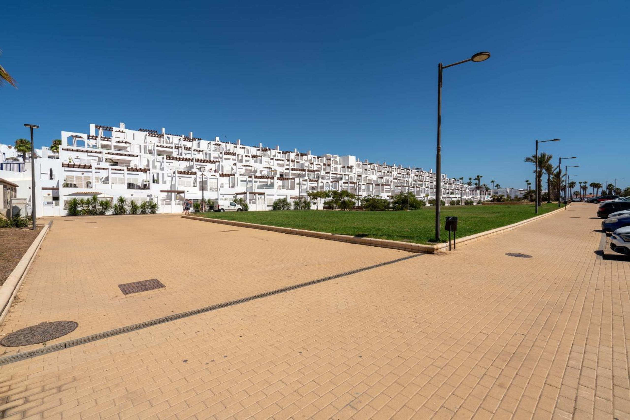 AlmeriaSuite Mojacar Breeze Apartments