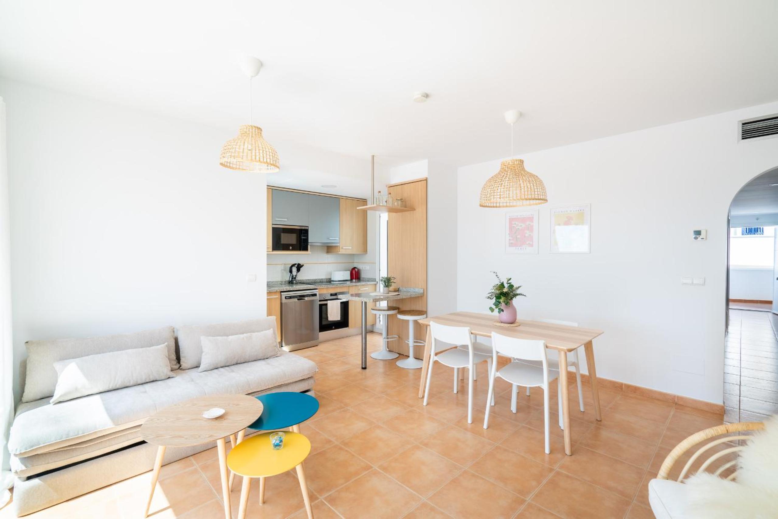 AlmeriaSuite Mojacar Breeze Apartments
