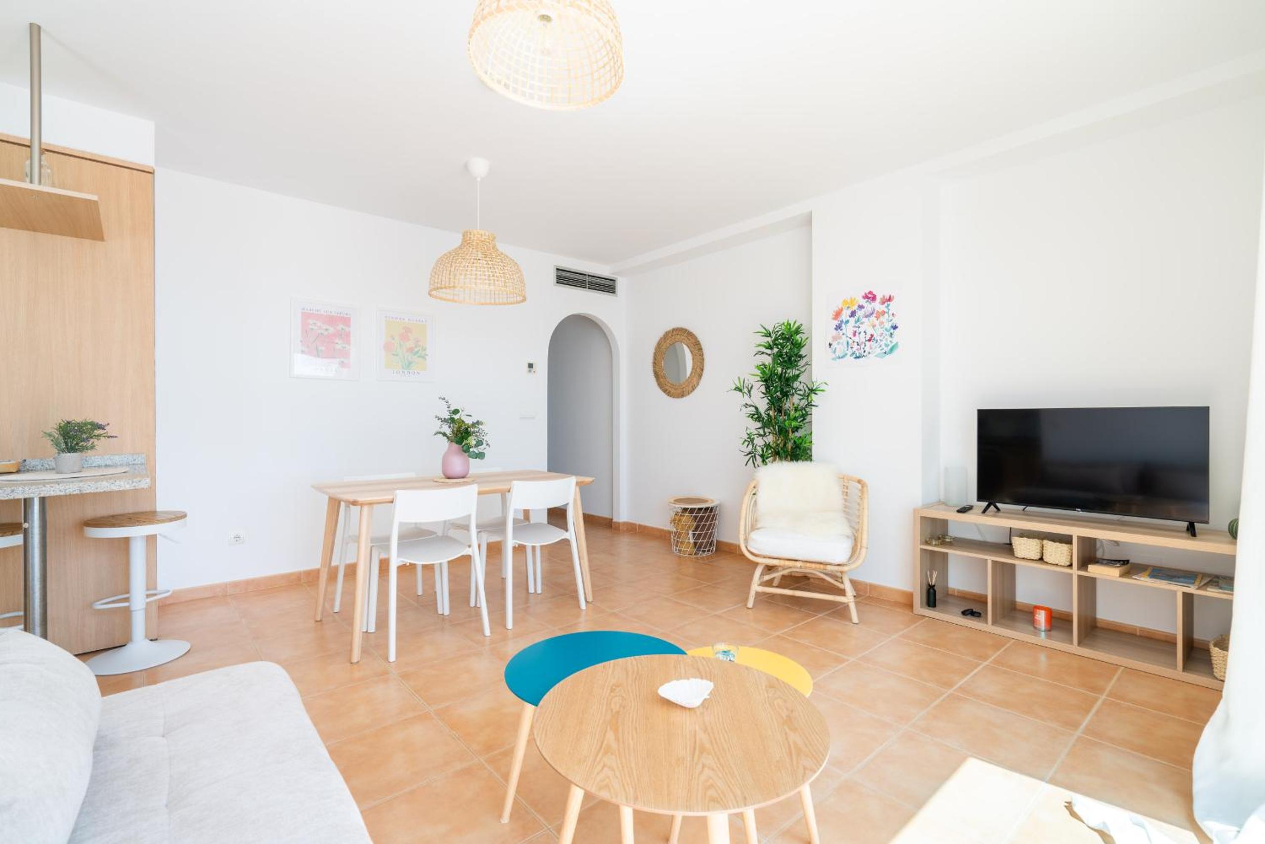AlmeriaSuite Mojacar Breeze Apartments