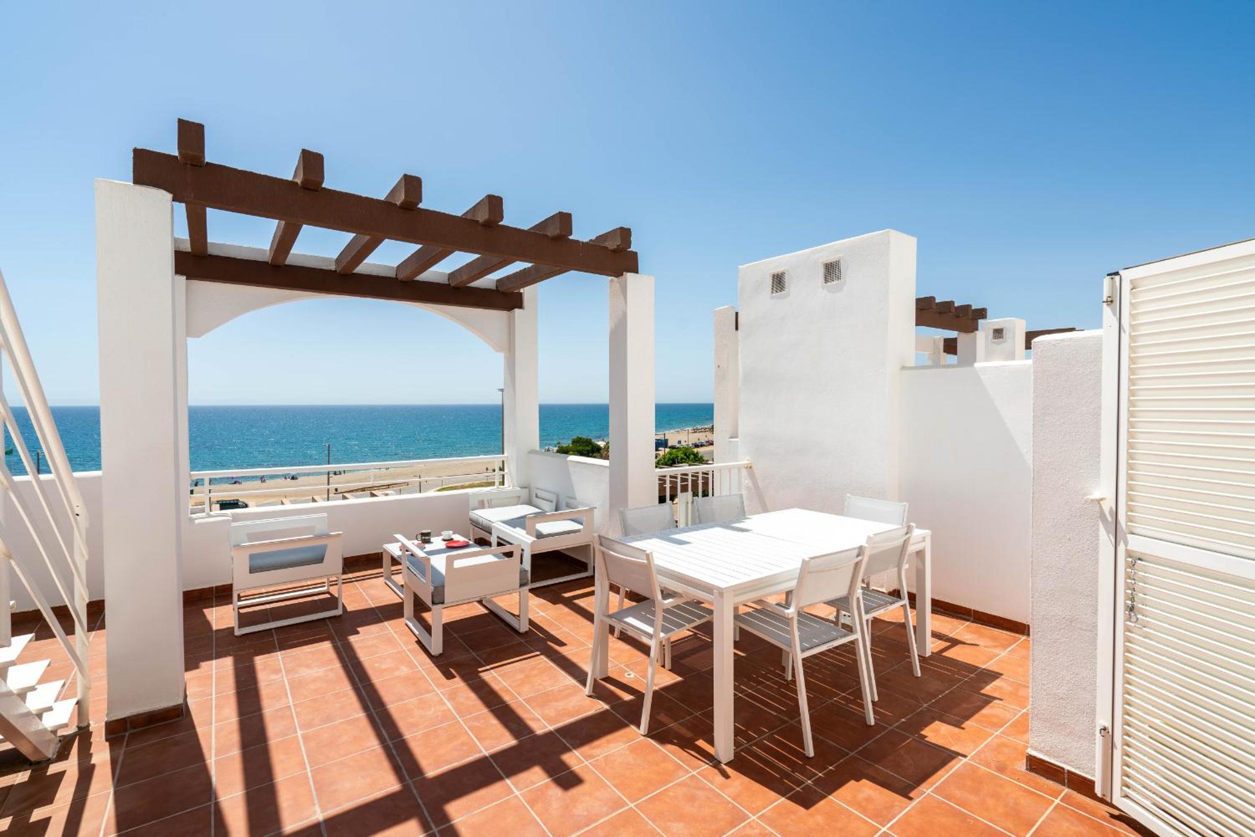 AlmeriaSuite Mojacar Breeze Apartments
