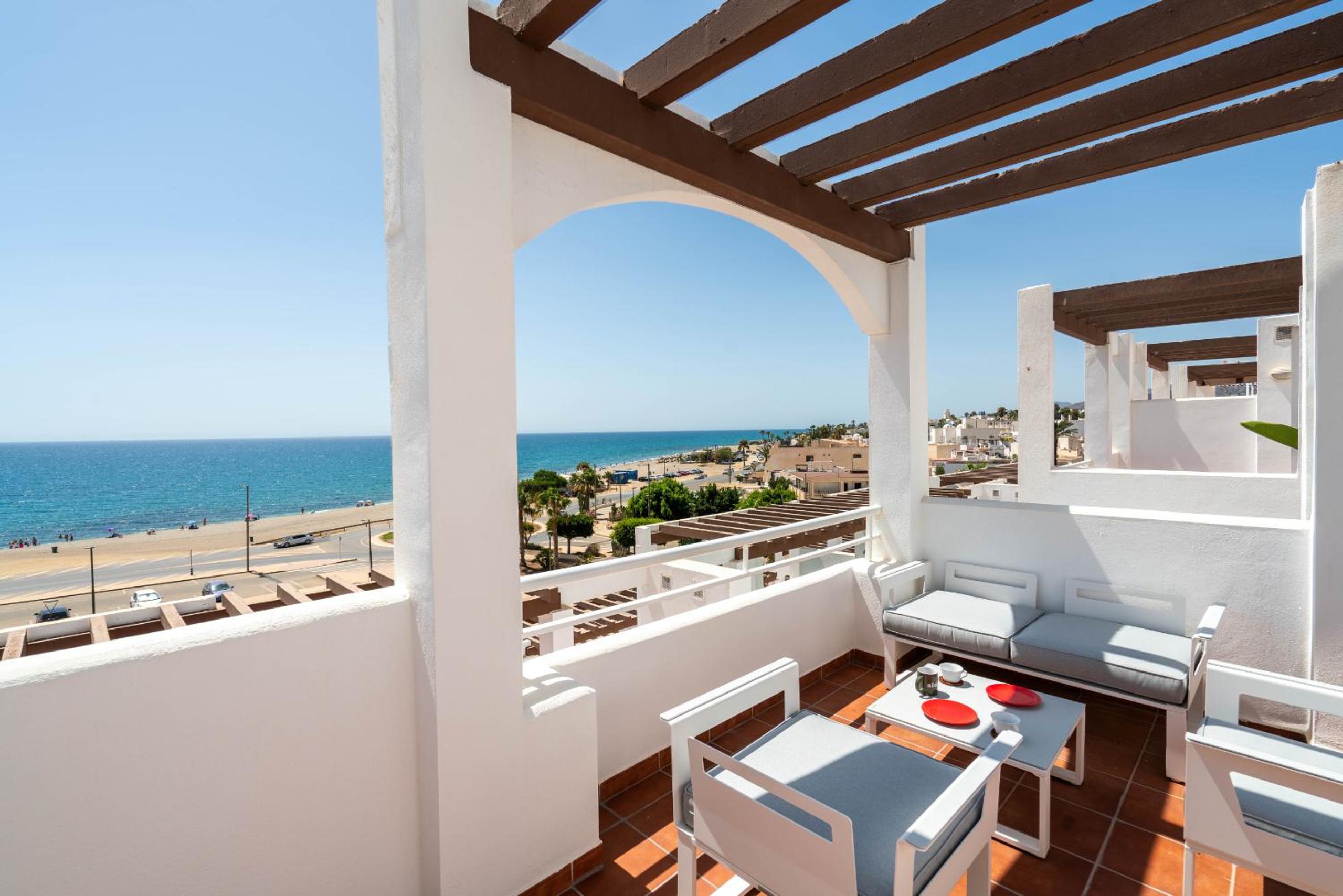 AlmeriaSuite Mojacar Breeze Apartments