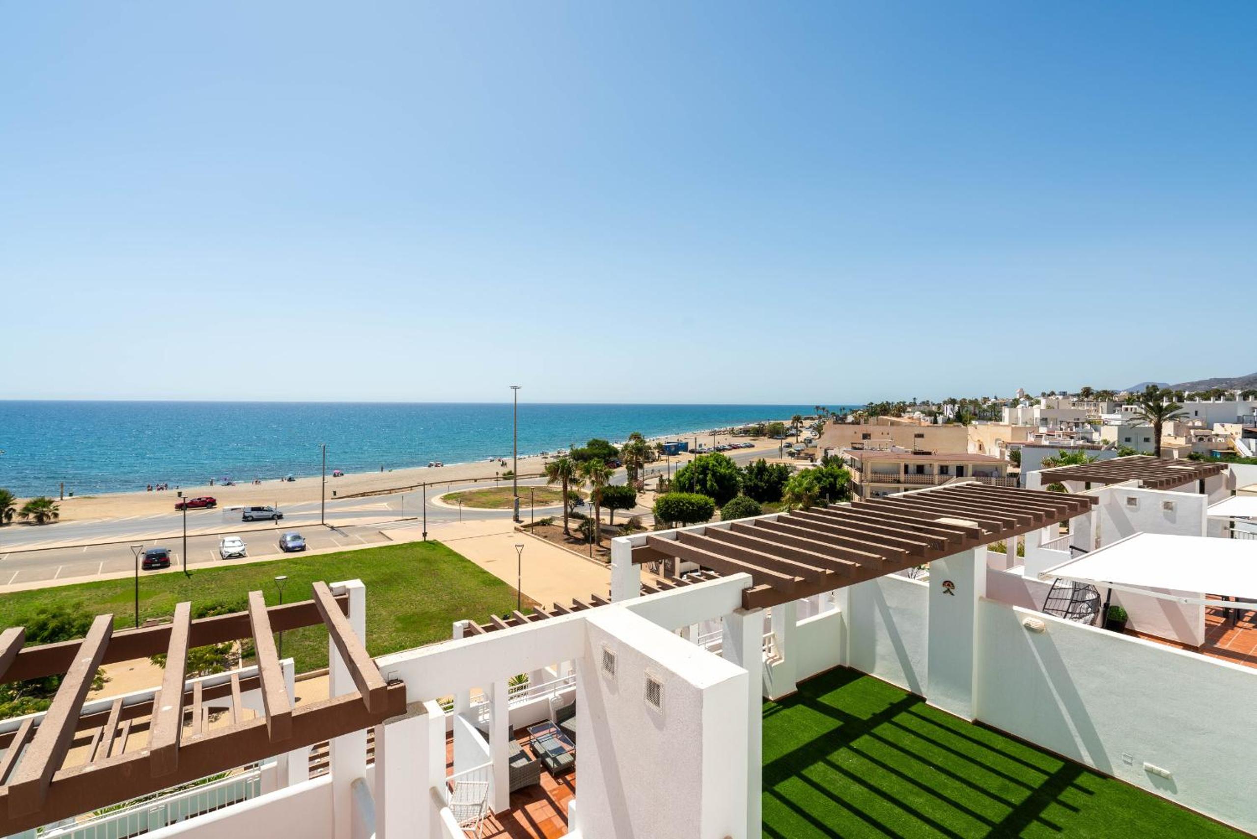 AlmeriaSuite Mojacar Breeze Apartments