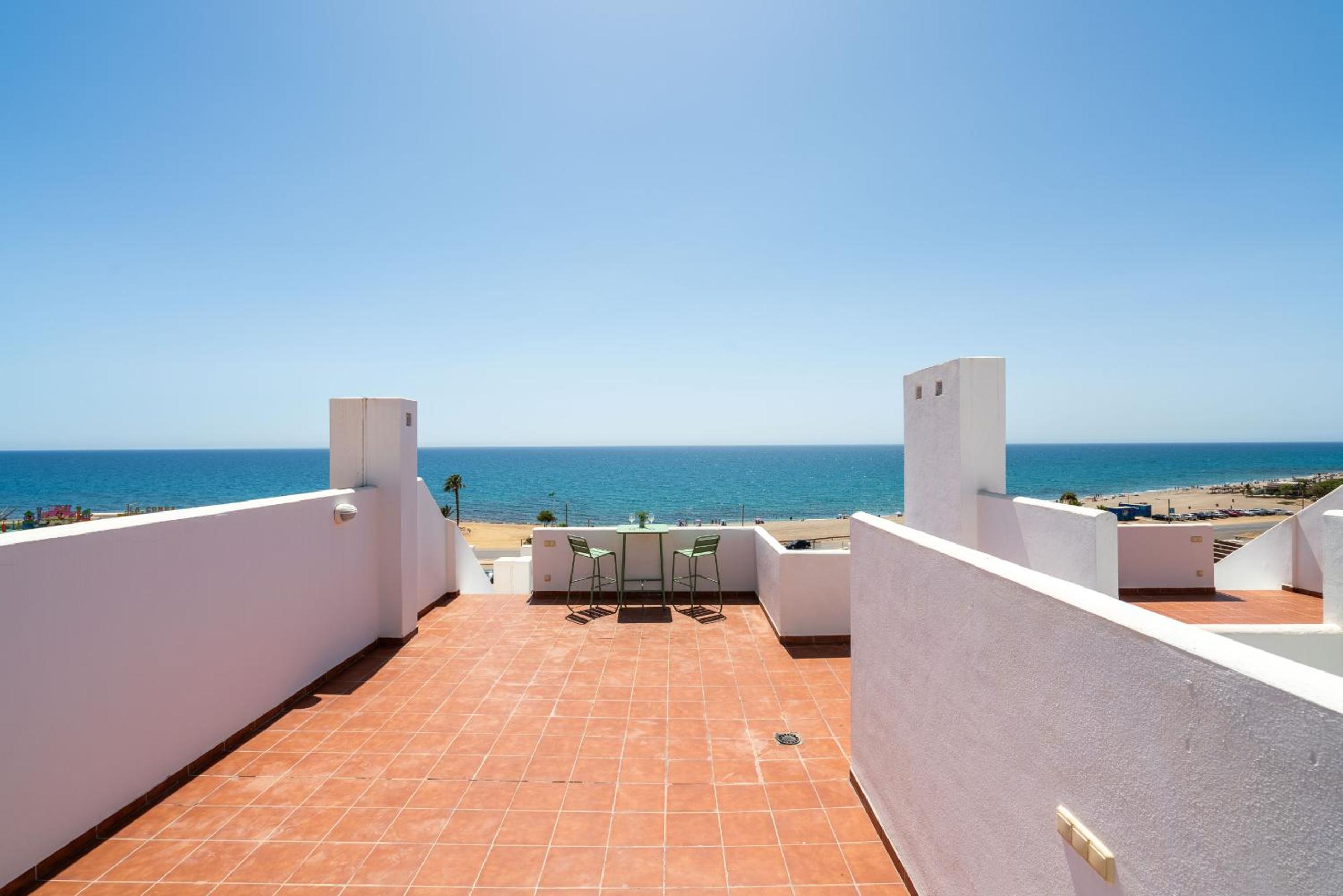 AlmeriaSuite Mojacar Breeze Apartments