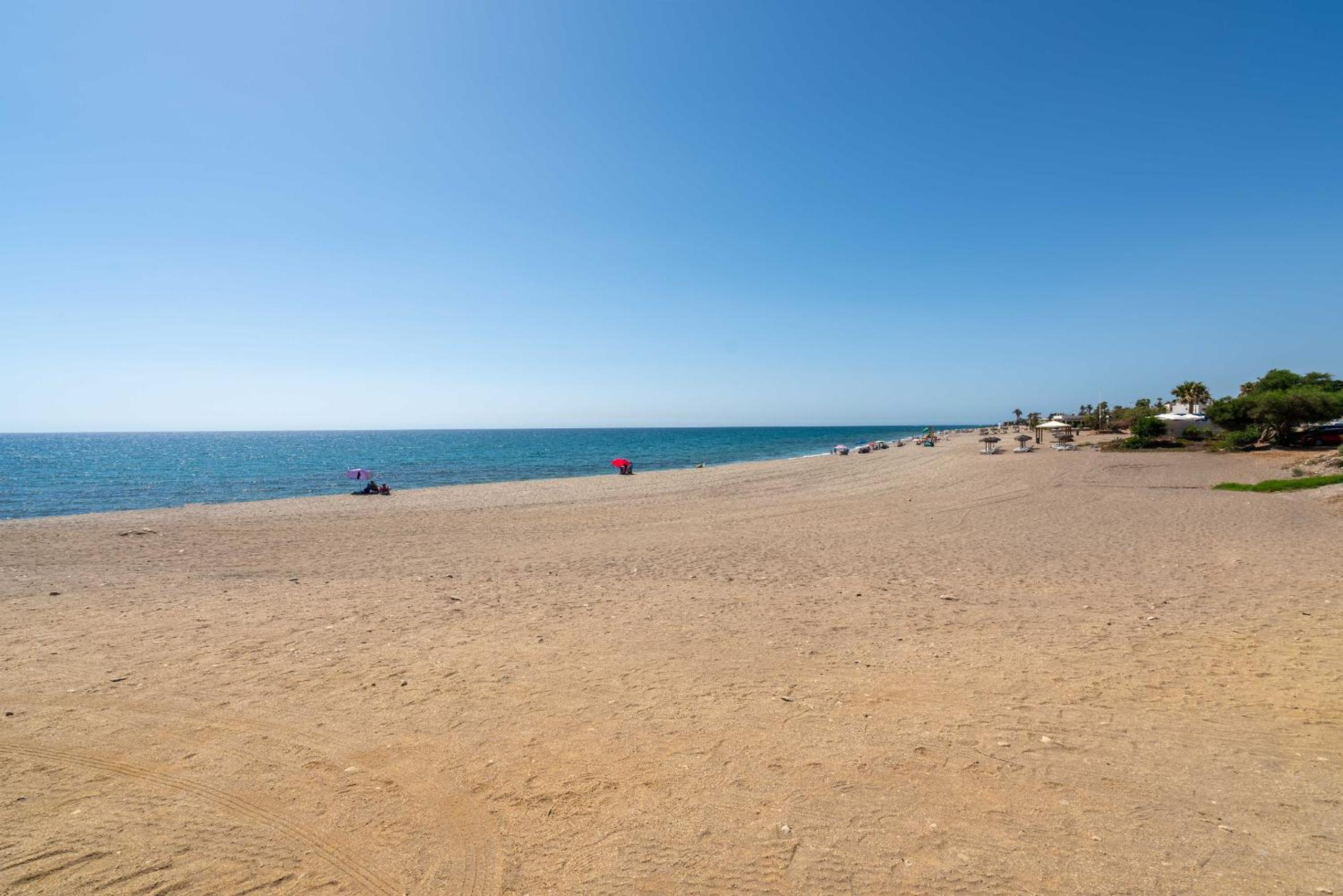 AlmeriaSuite Mojacar Breeze Apartments