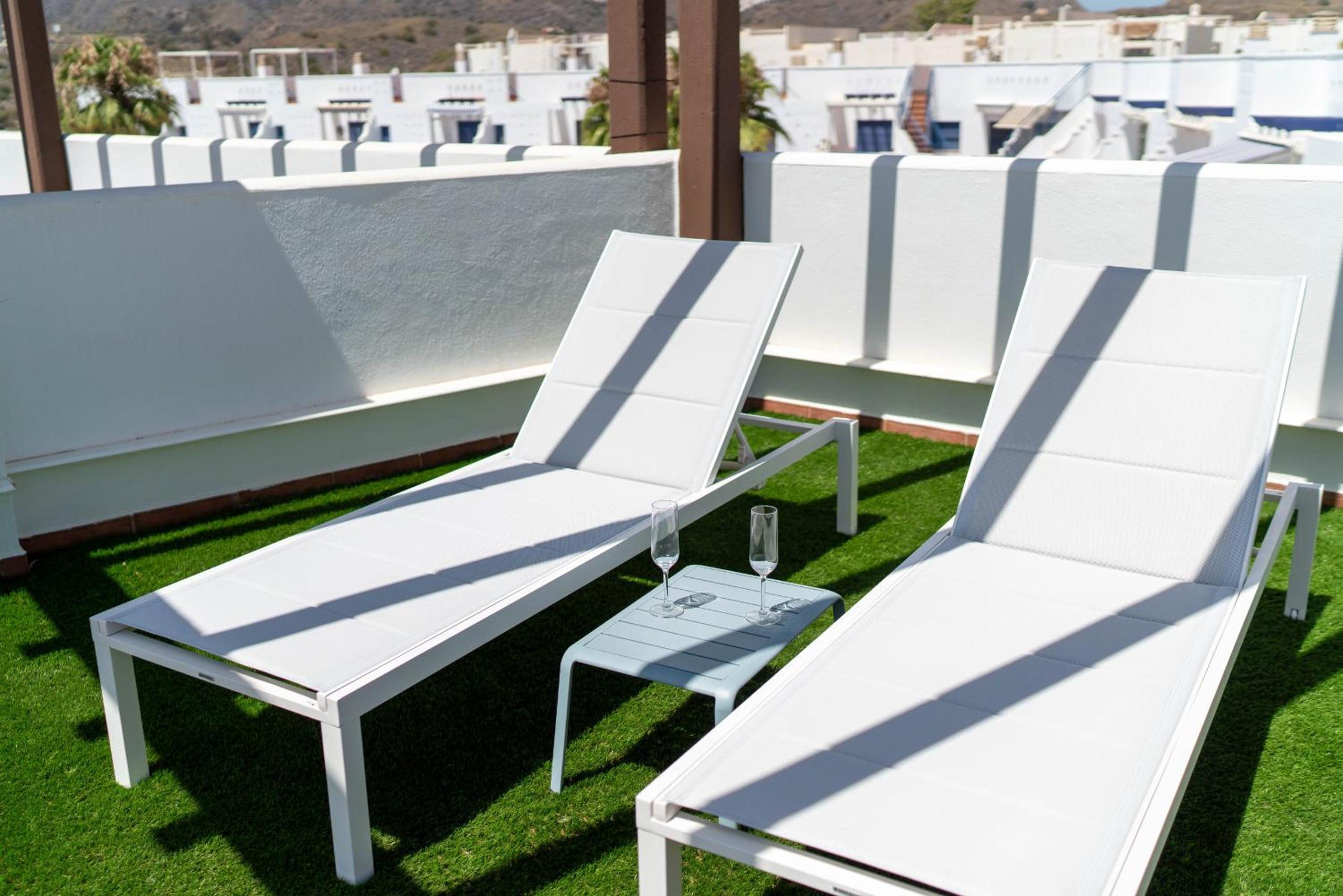 AlmeriaSuite Mojacar Breeze Apartments