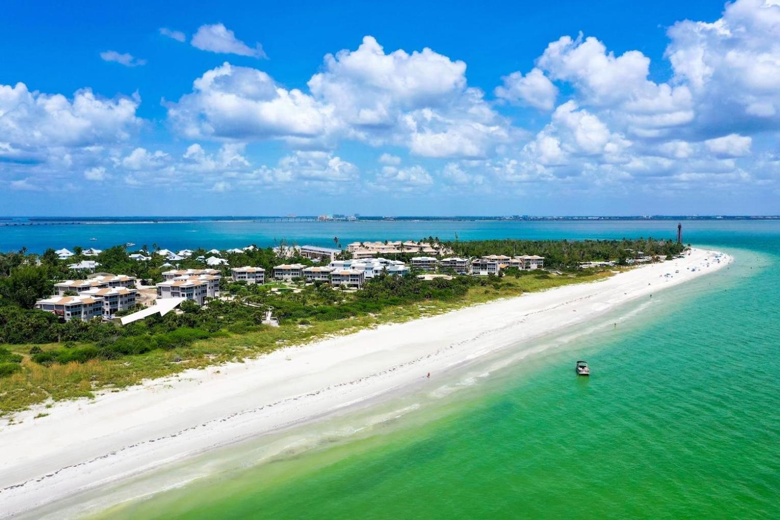 Shell Island Beach Club #5B view 3
