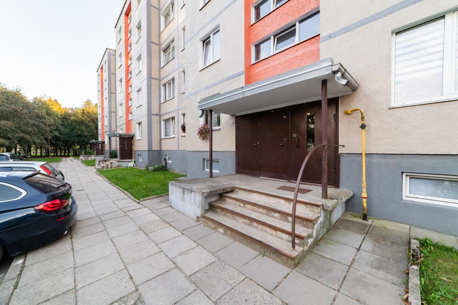 Zal Apartments