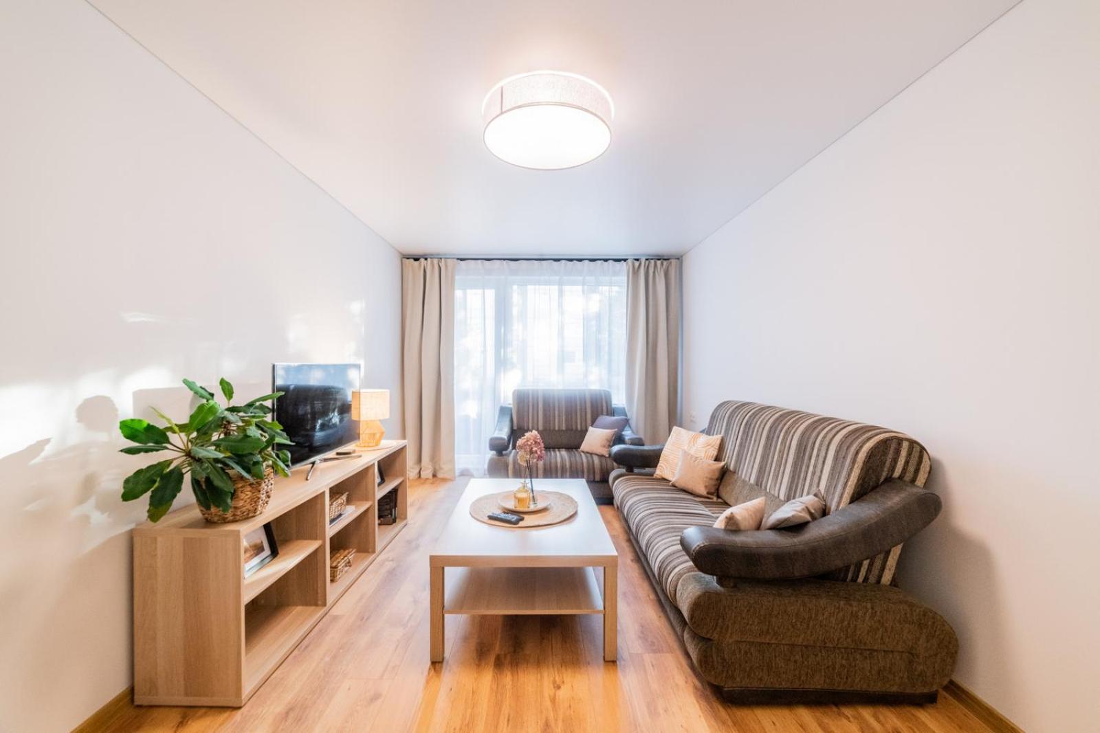 Zal Apartments