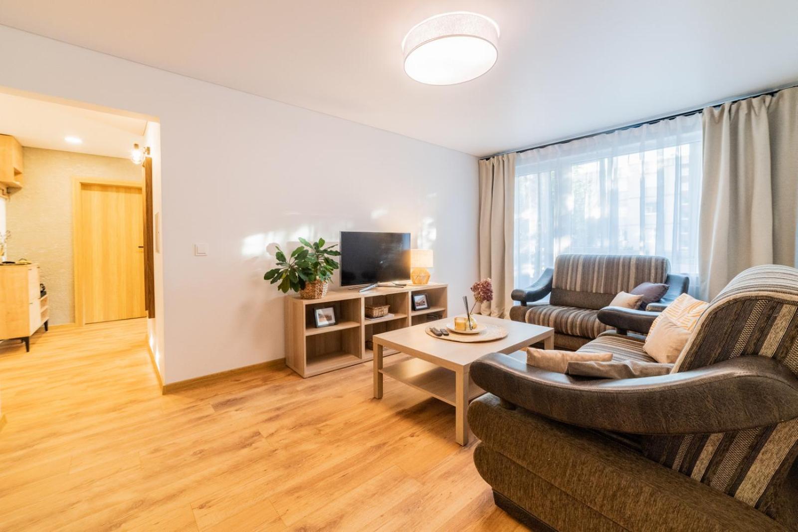 Zal Apartments