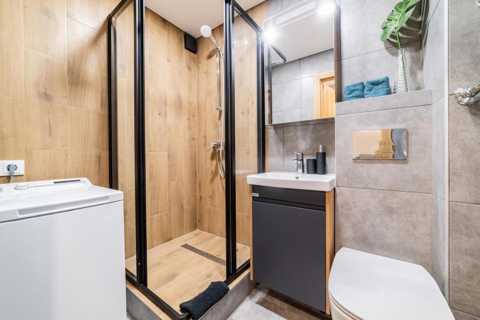 Zal Apartments