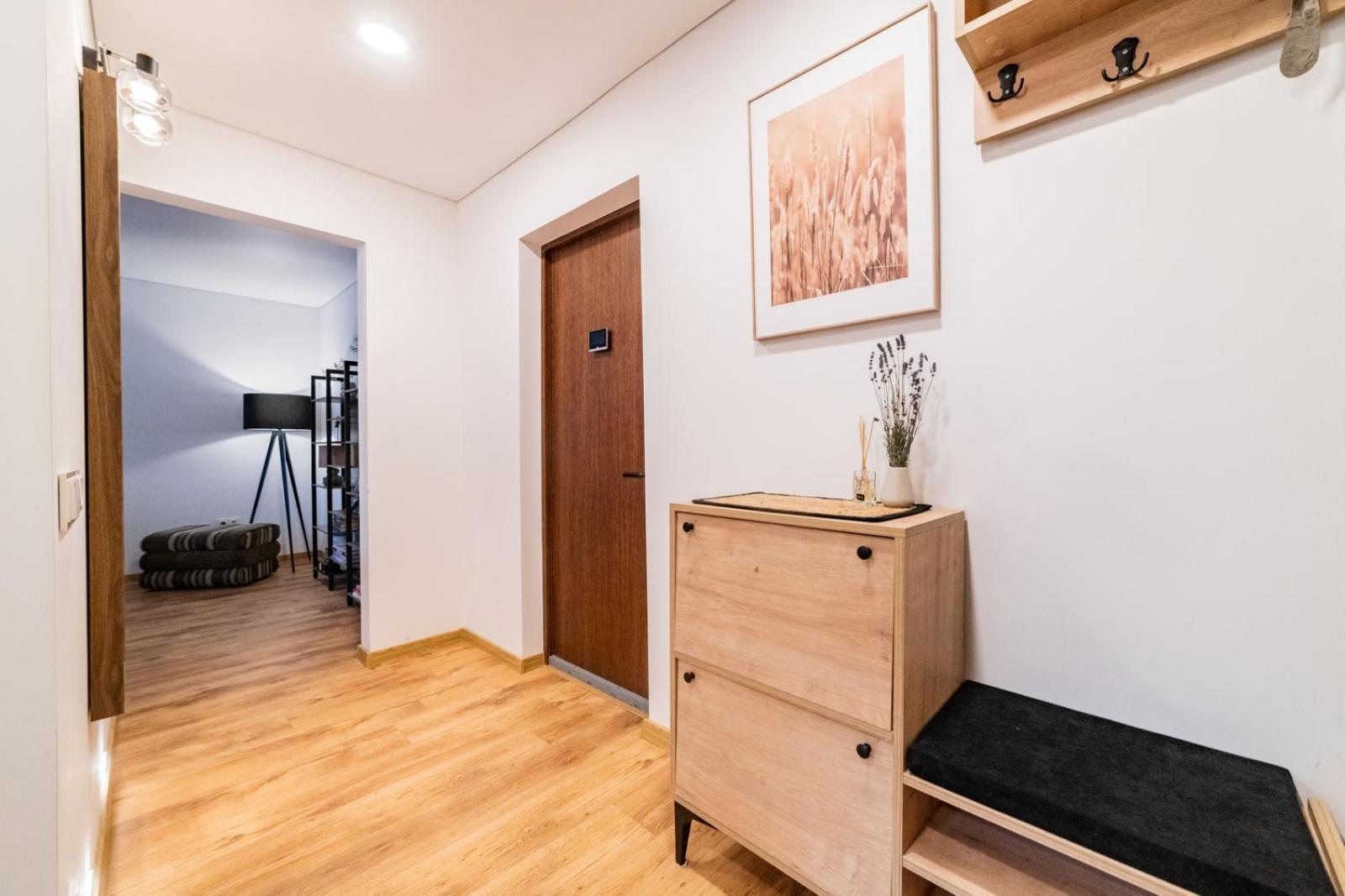 Zal Apartments