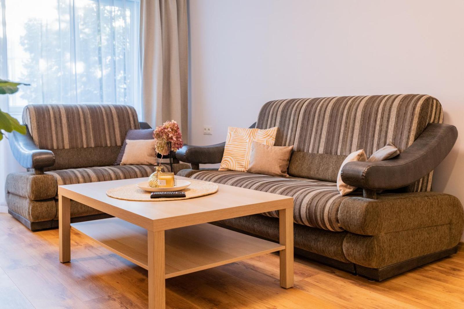 Zal Apartments