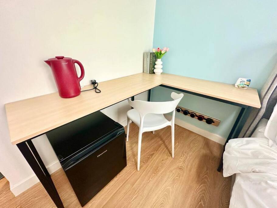 Coastal-style Home nr Sunway City Free 1 parking photo 4