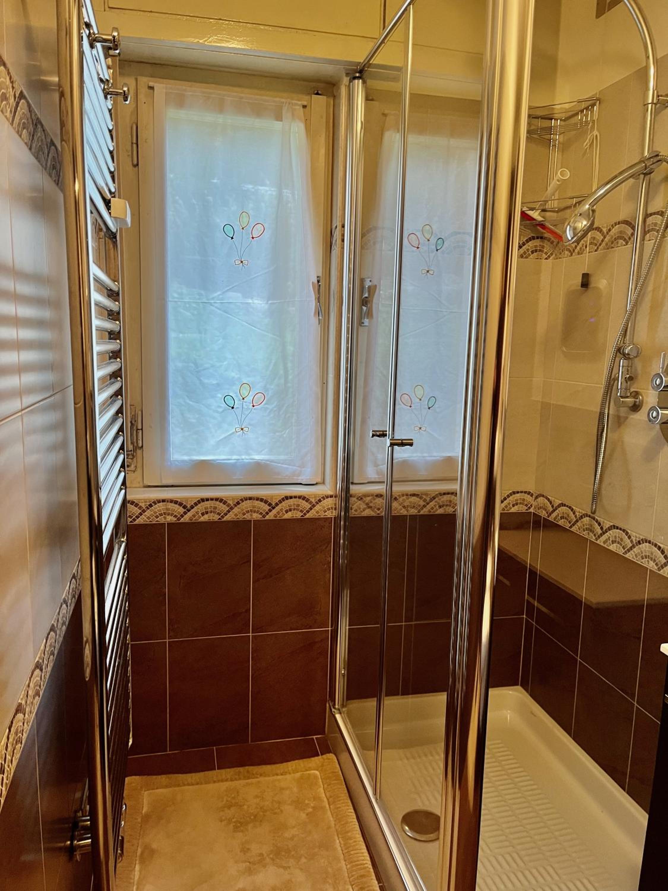 Sunny two room apartment in Campo Carlo Magno