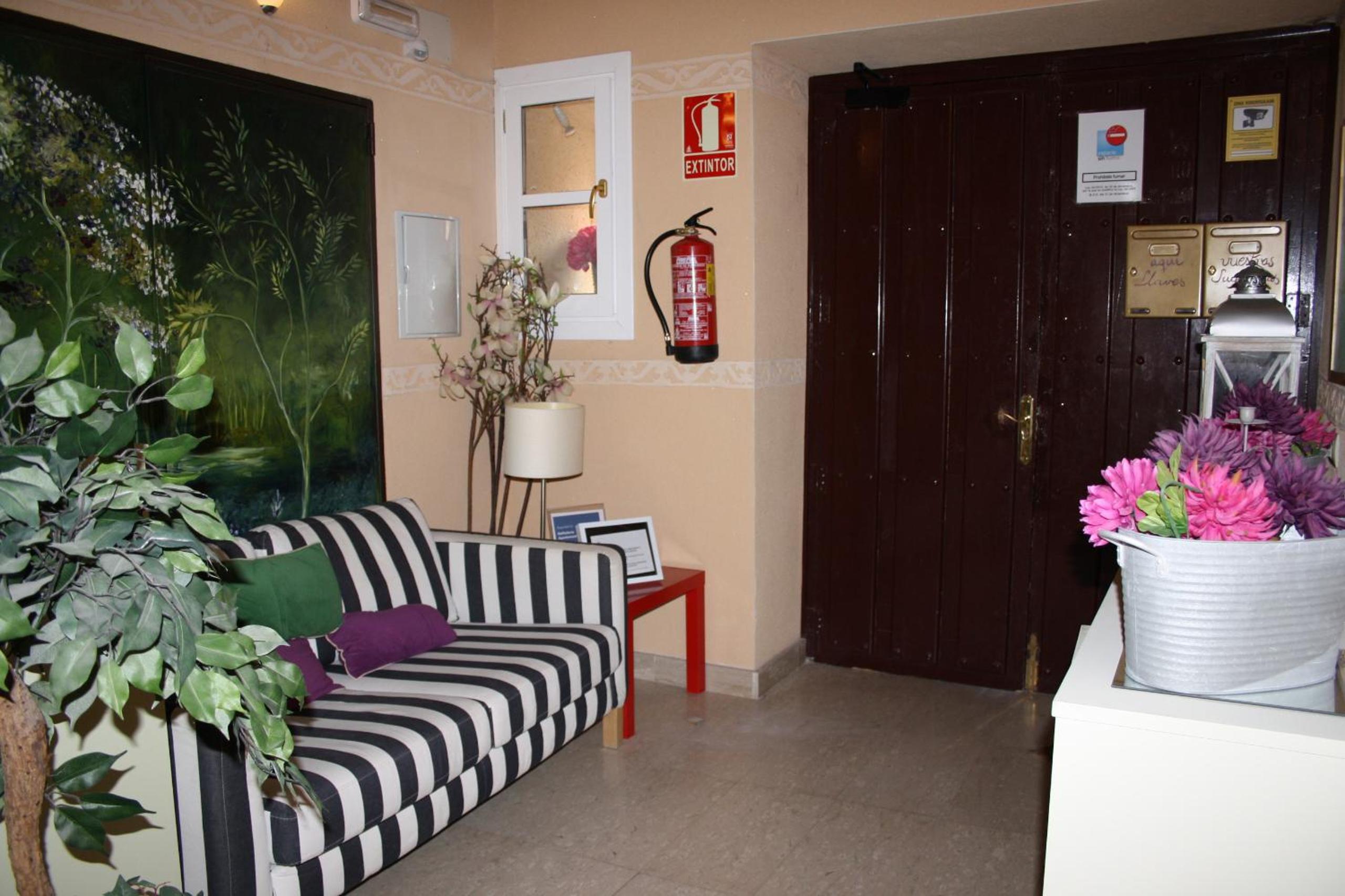 Refitolería Apartamentos