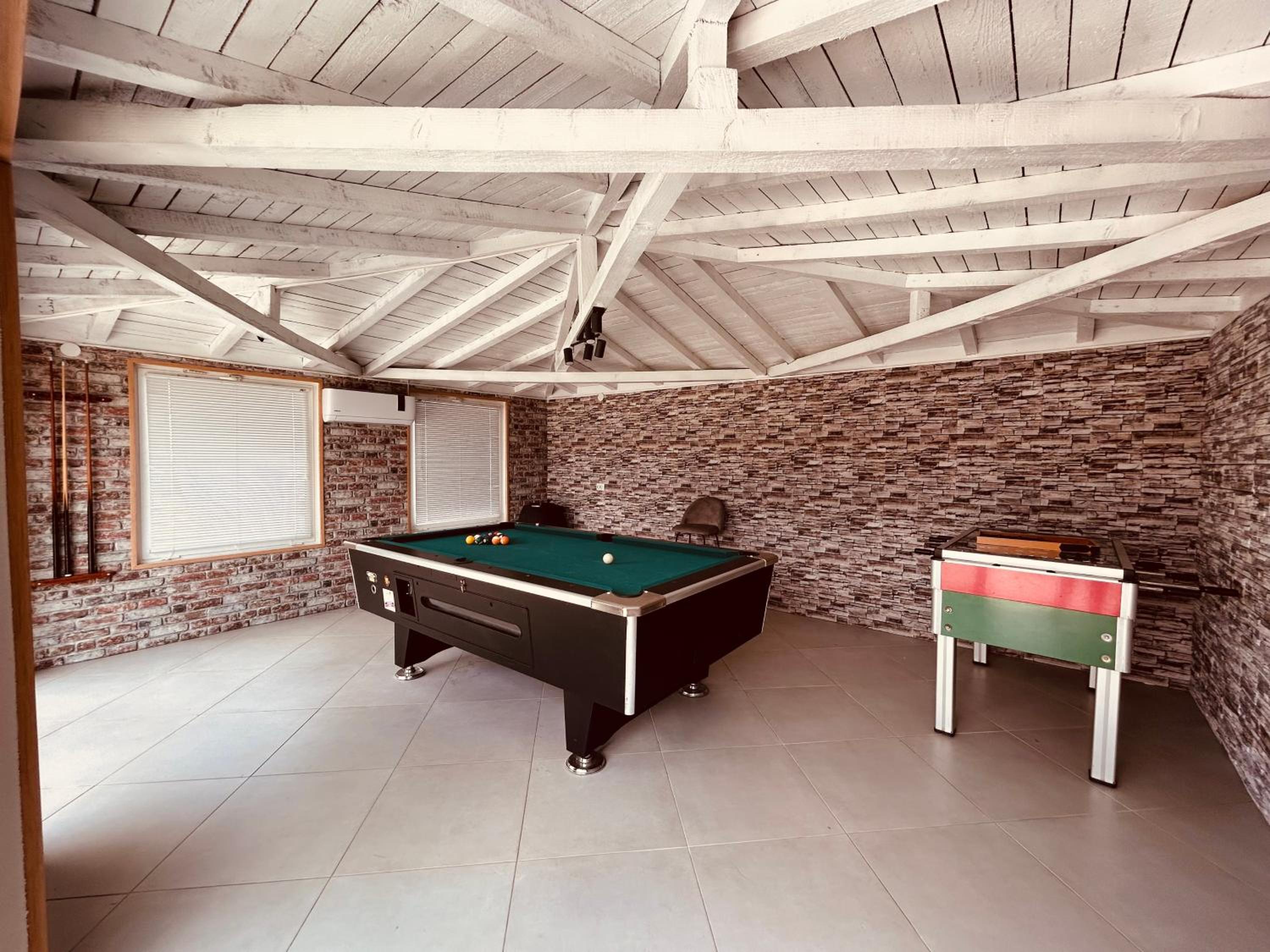 Valley Residence