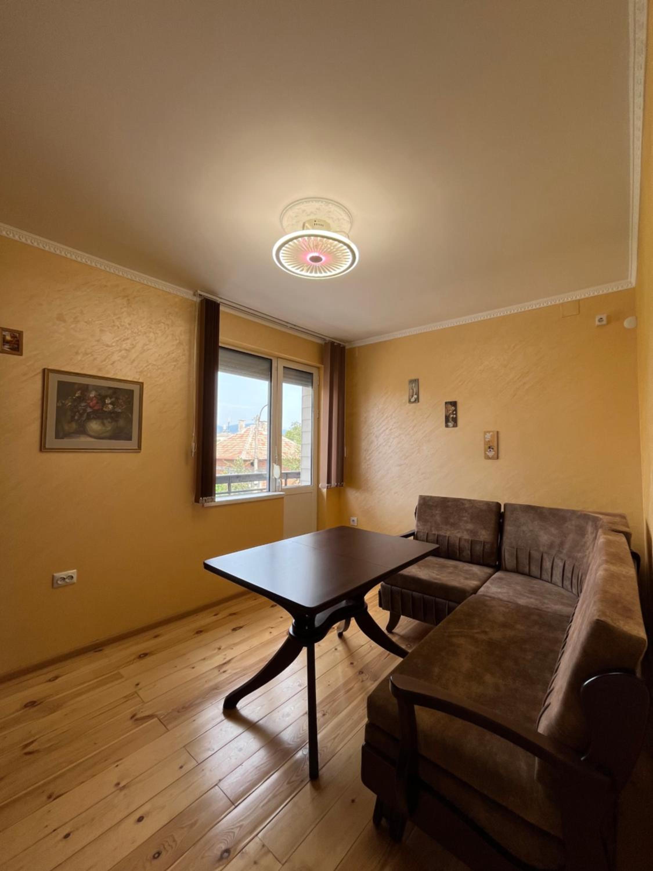 Valley Residence
