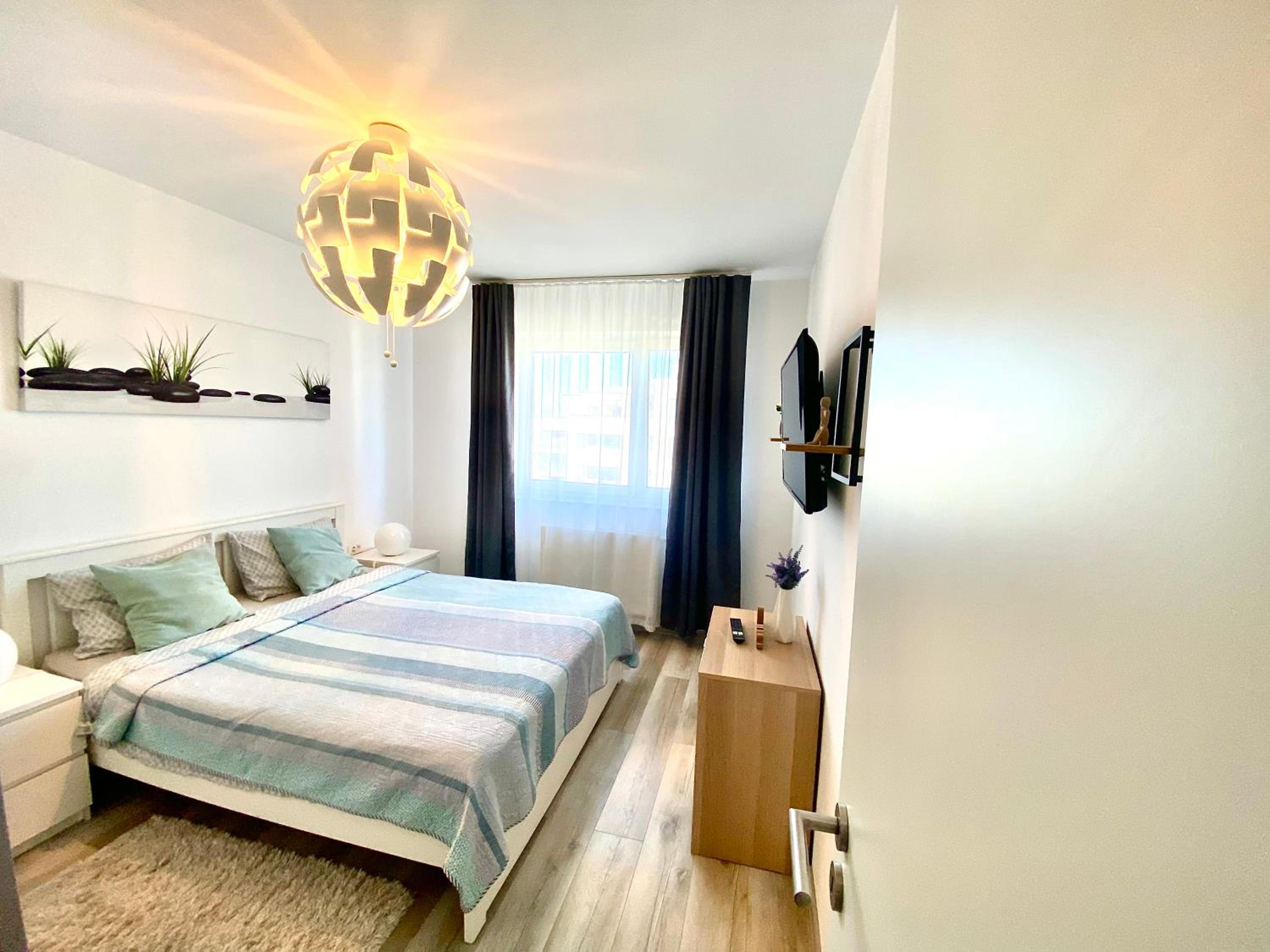 Relaxing Coresi Studio