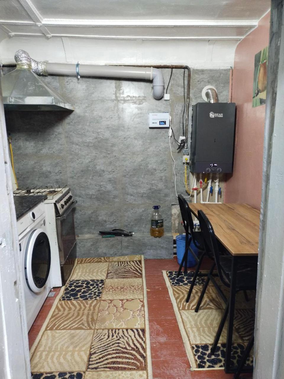 Photo 9