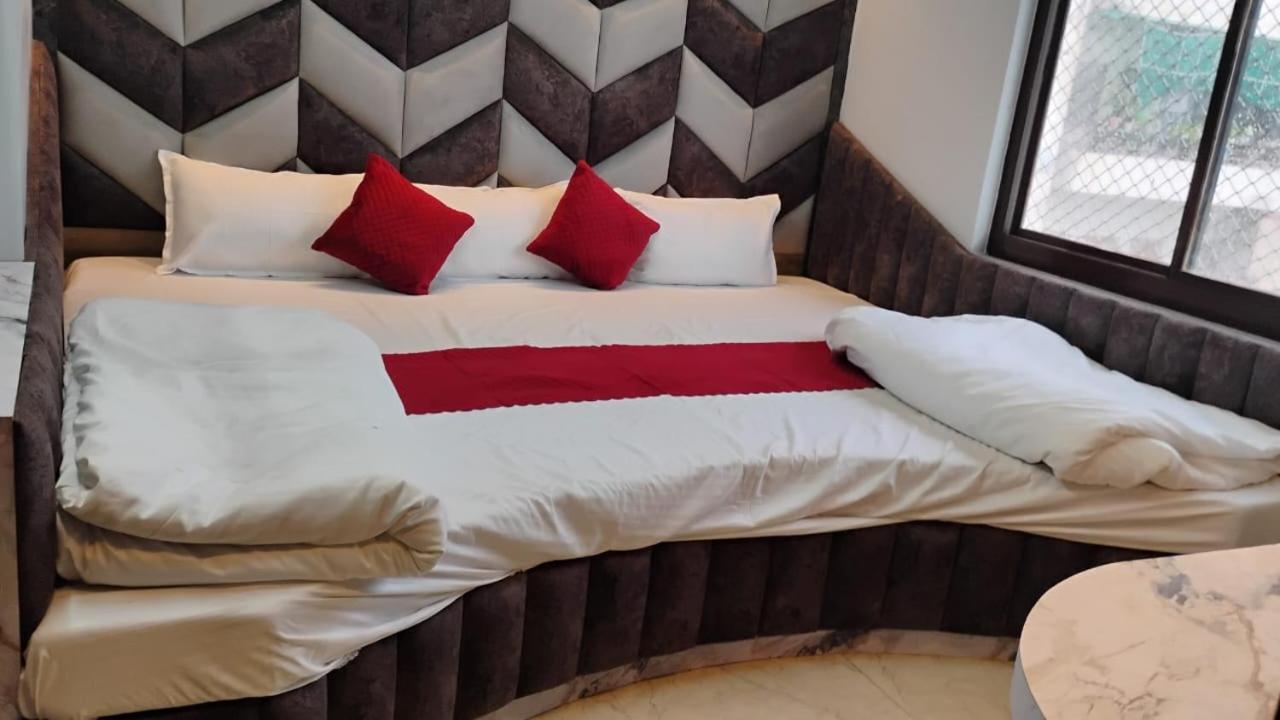 HOTEL Dev Vanshi Palace