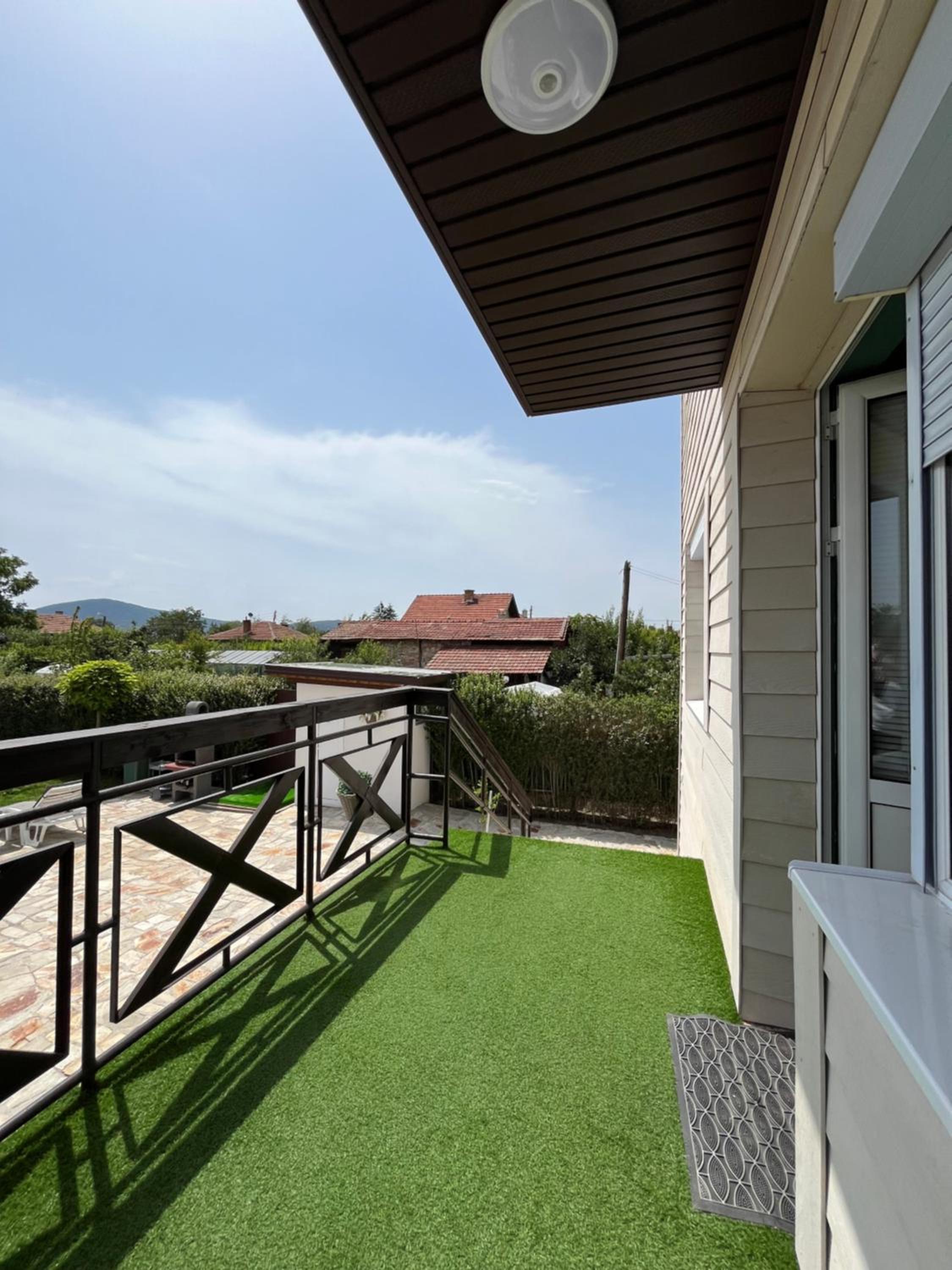 Valley Residence