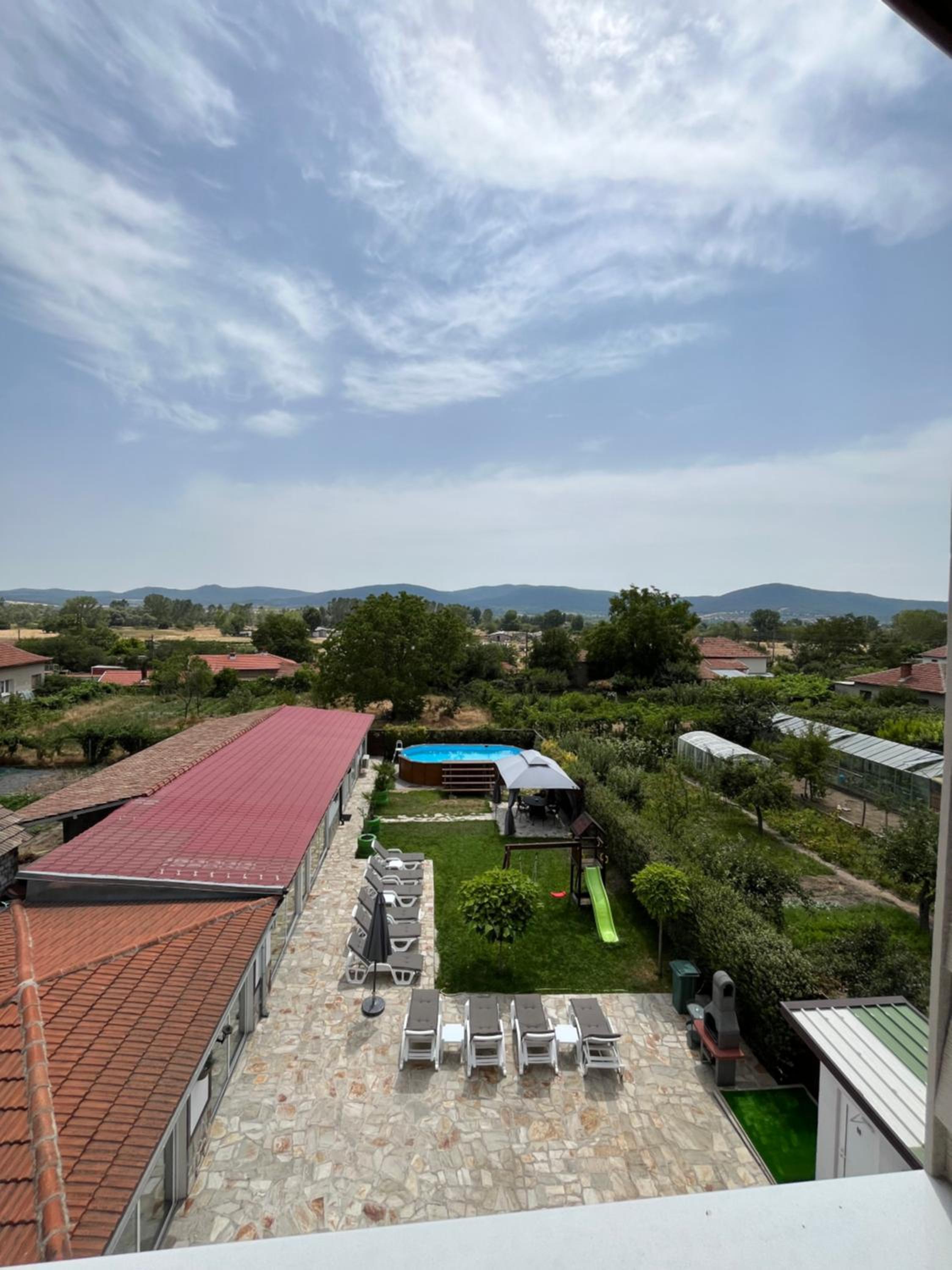 Valley Residence