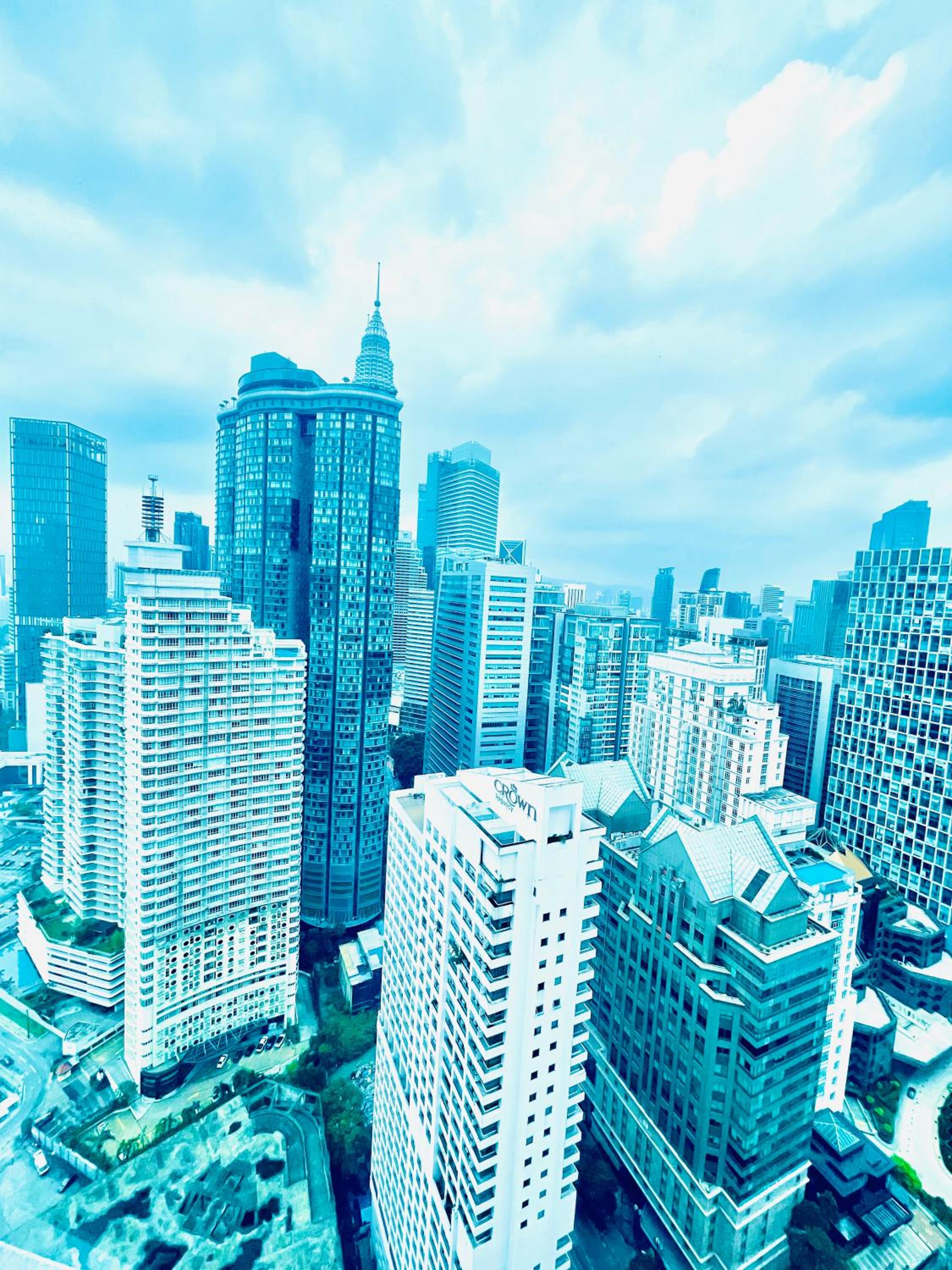vortex suites klcc by Raf