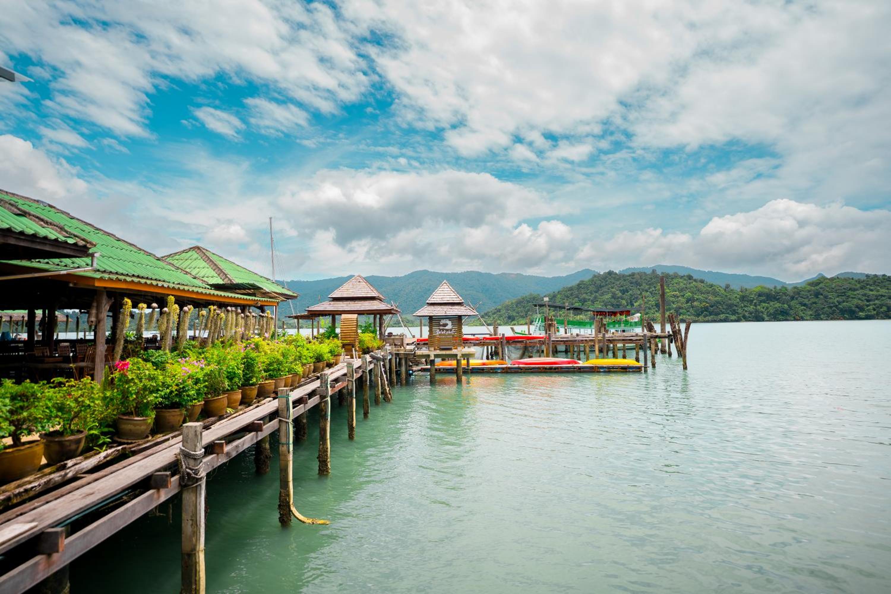 Salakphet Resort
