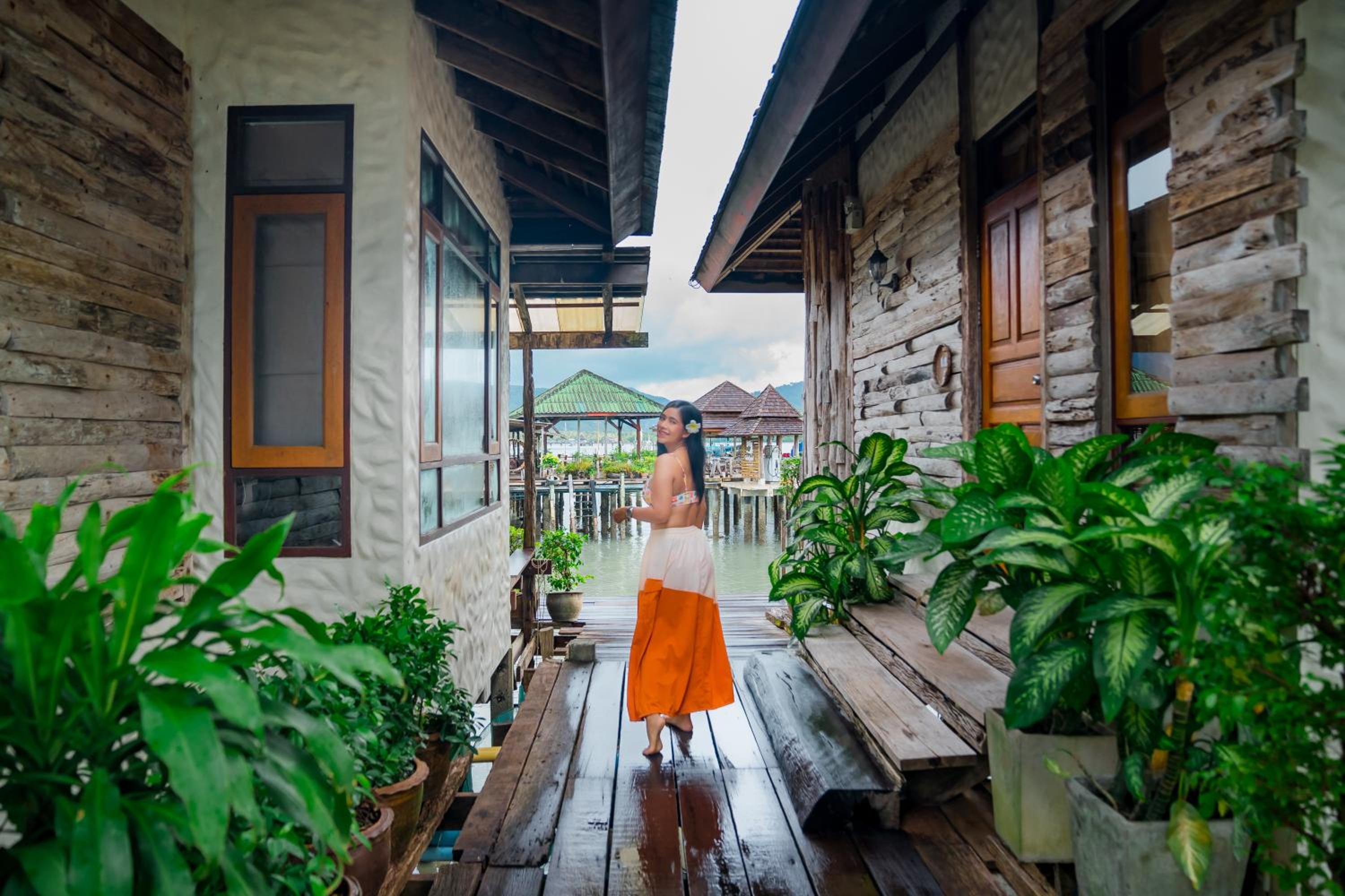 Salakphet Resort
