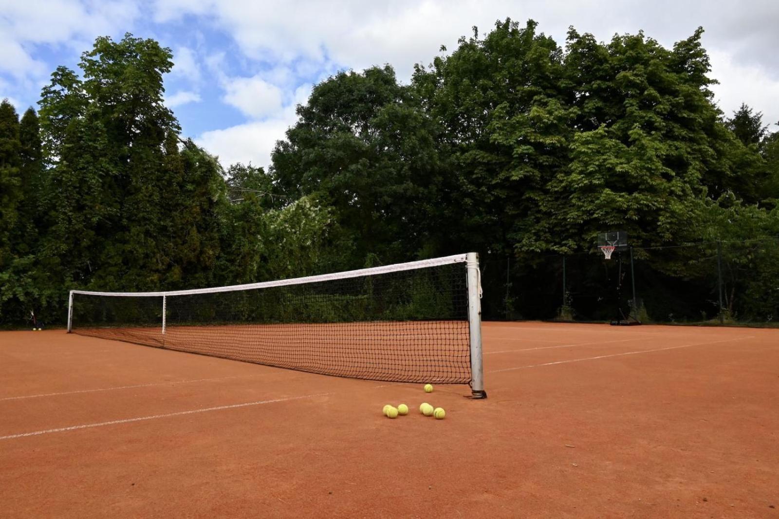 Die Meierei - mit Pool & Tennisplatz, nahe Ostsee