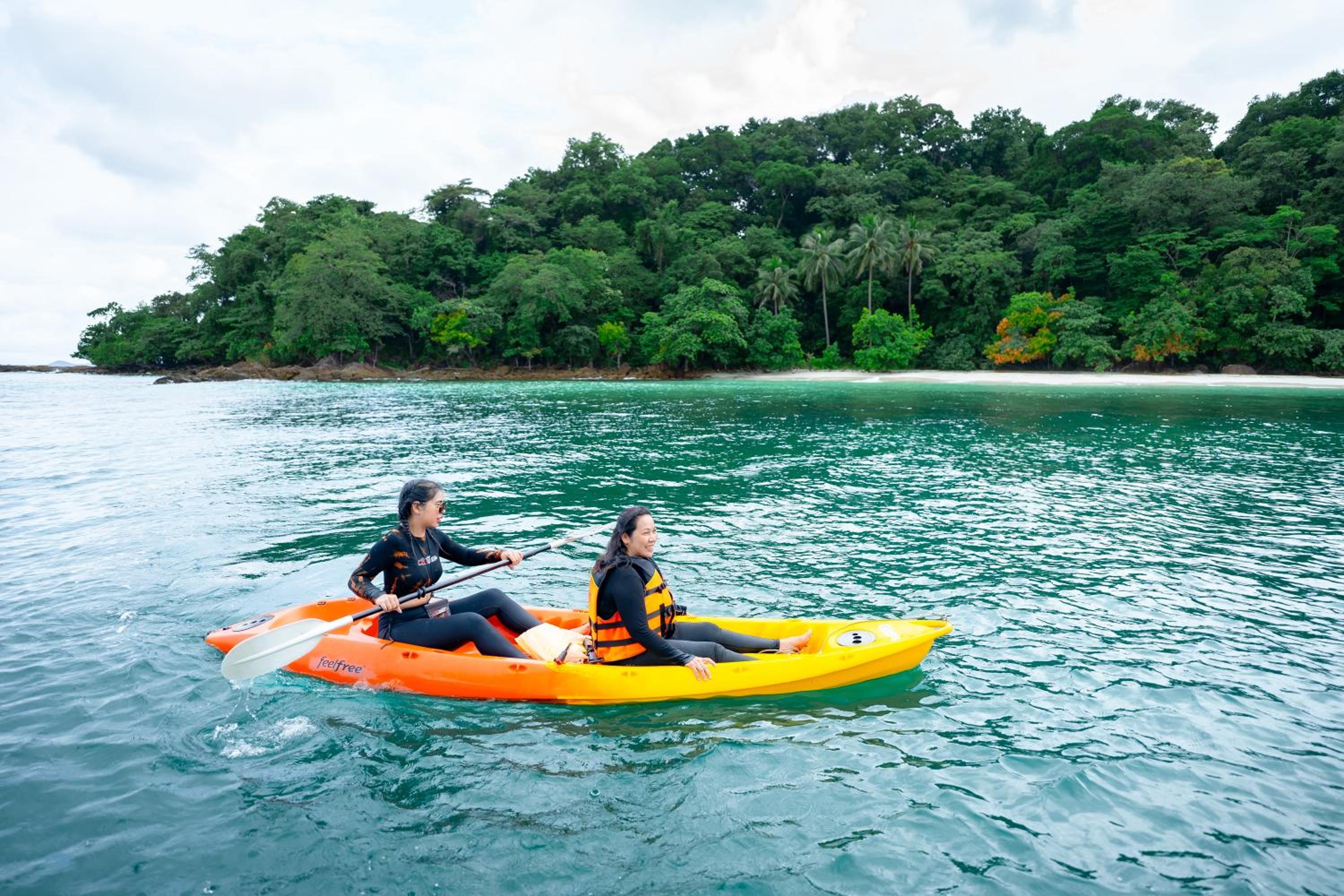 Salakphet Resort