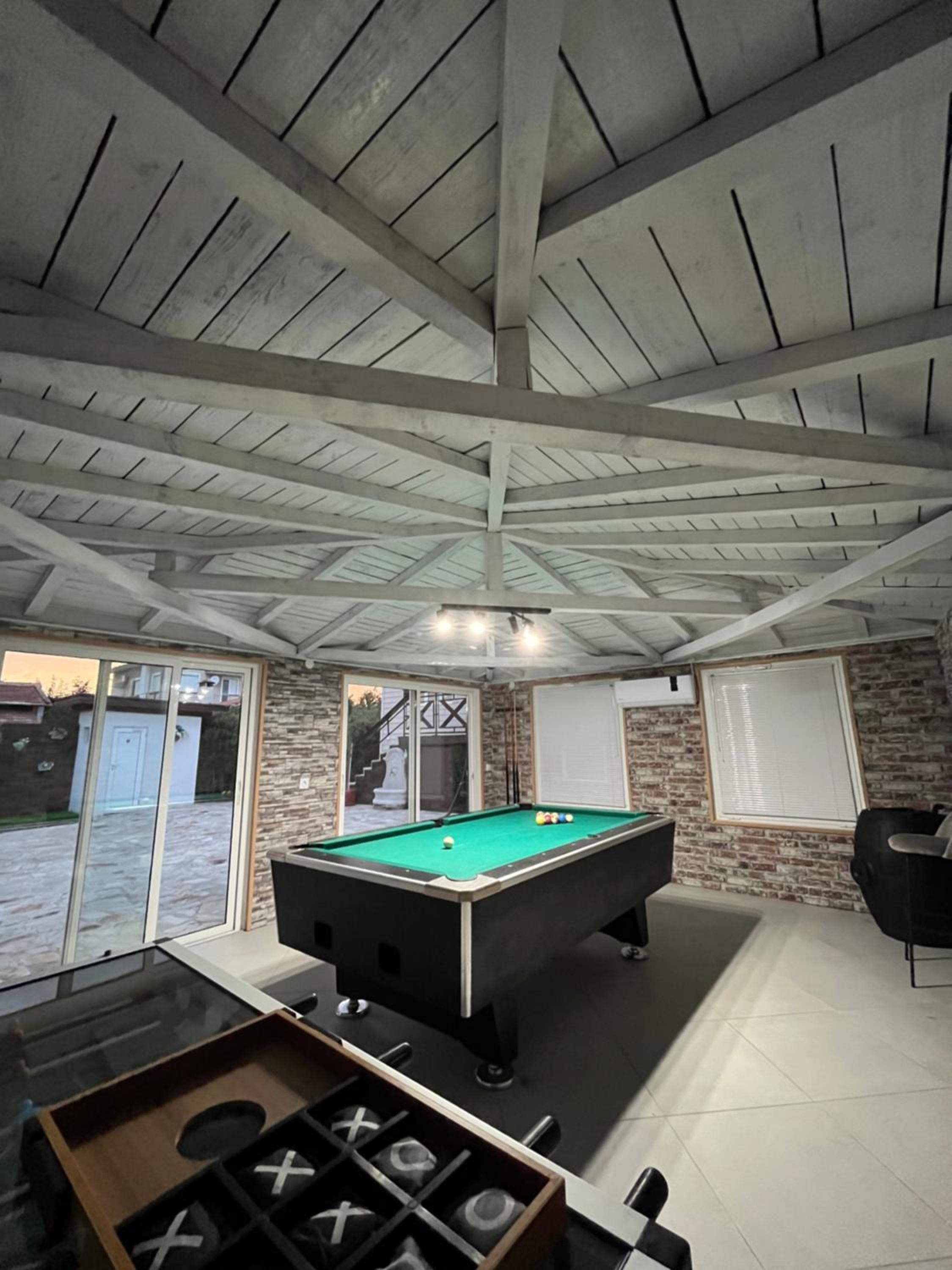 Valley Residence