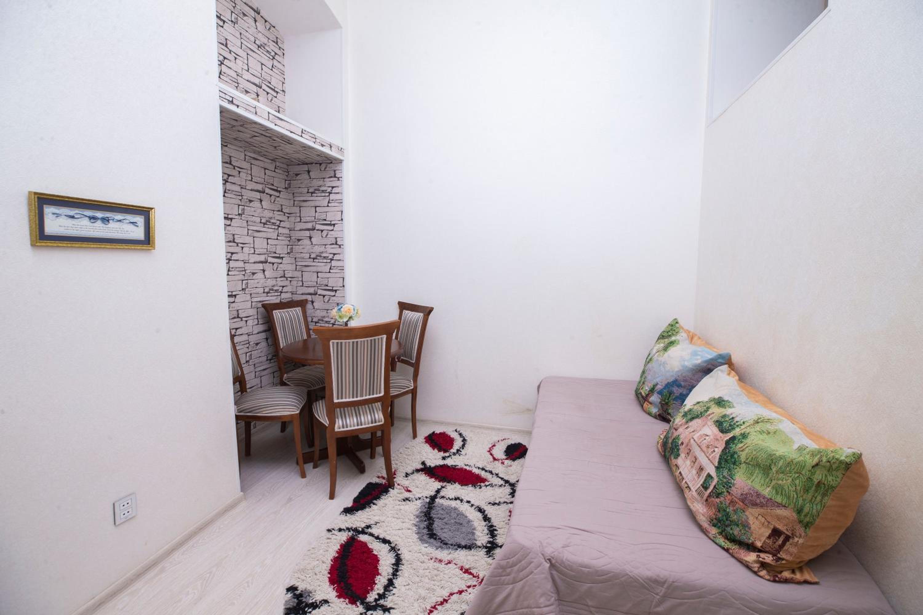 F1 track Old City View Cozy Apartment in Downtown