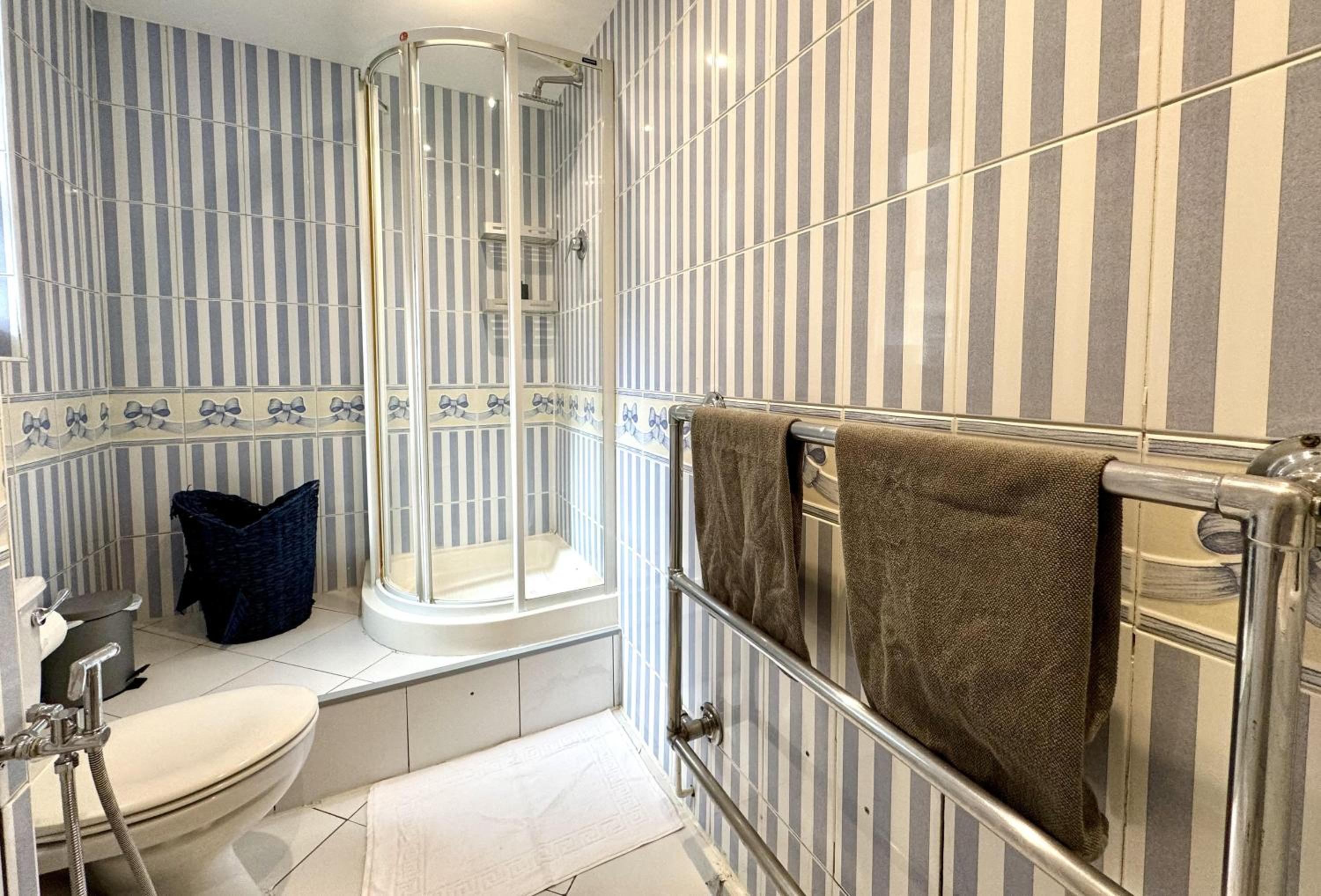 London Luxury Apartment with 2 Bedrooms