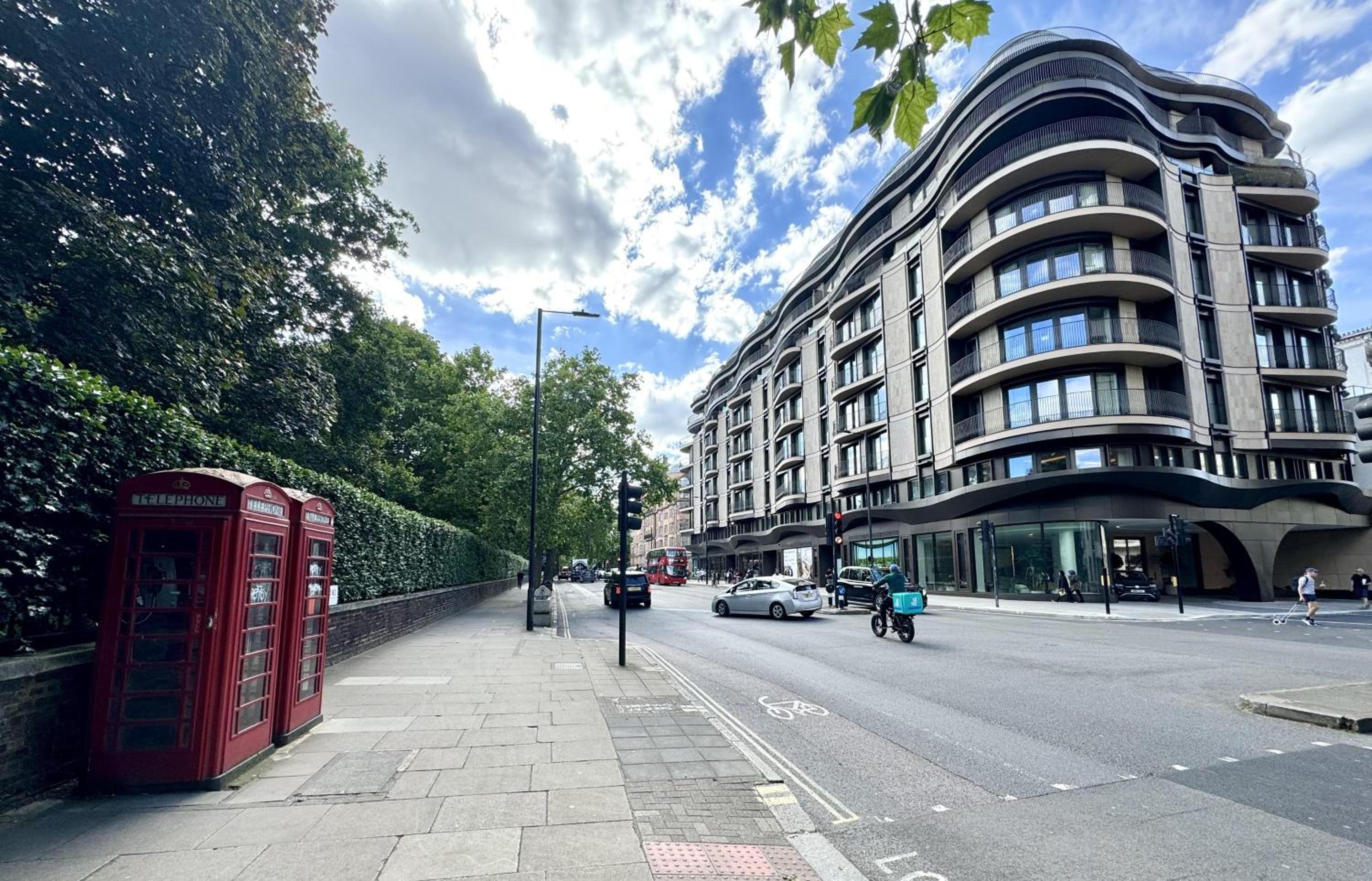 London Luxury Apartment with 2 Bedrooms