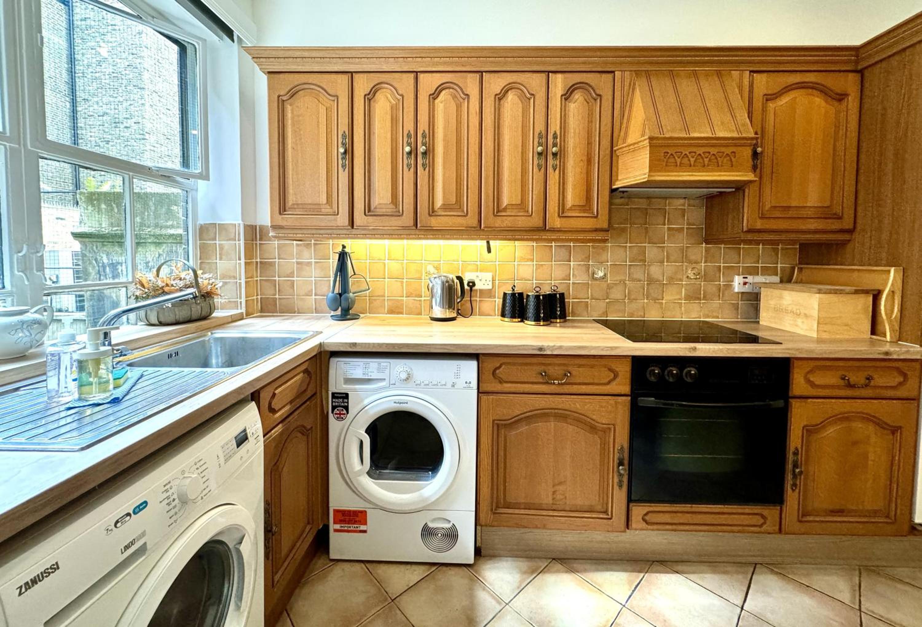 London Luxury Apartment with 2 Bedrooms