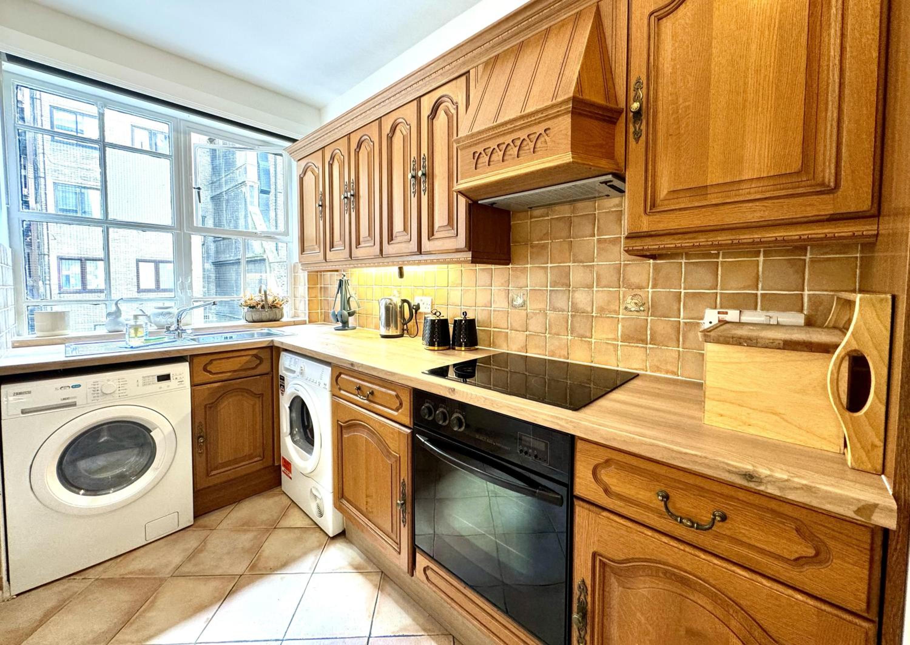 London Luxury Apartment with 2 Bedrooms