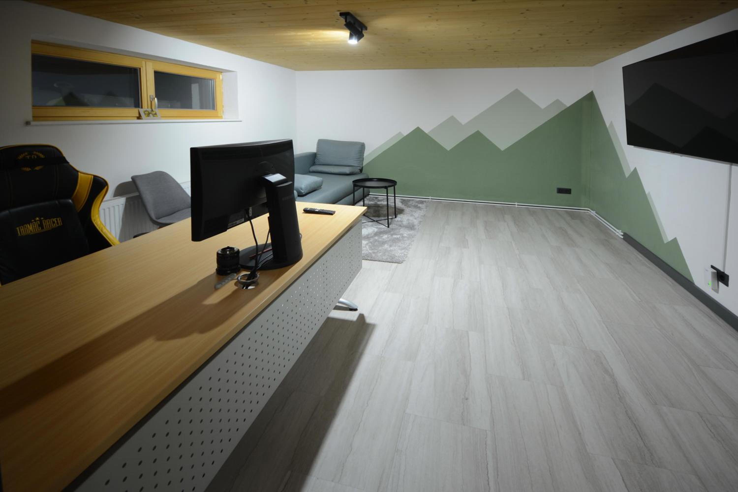Green Hammer