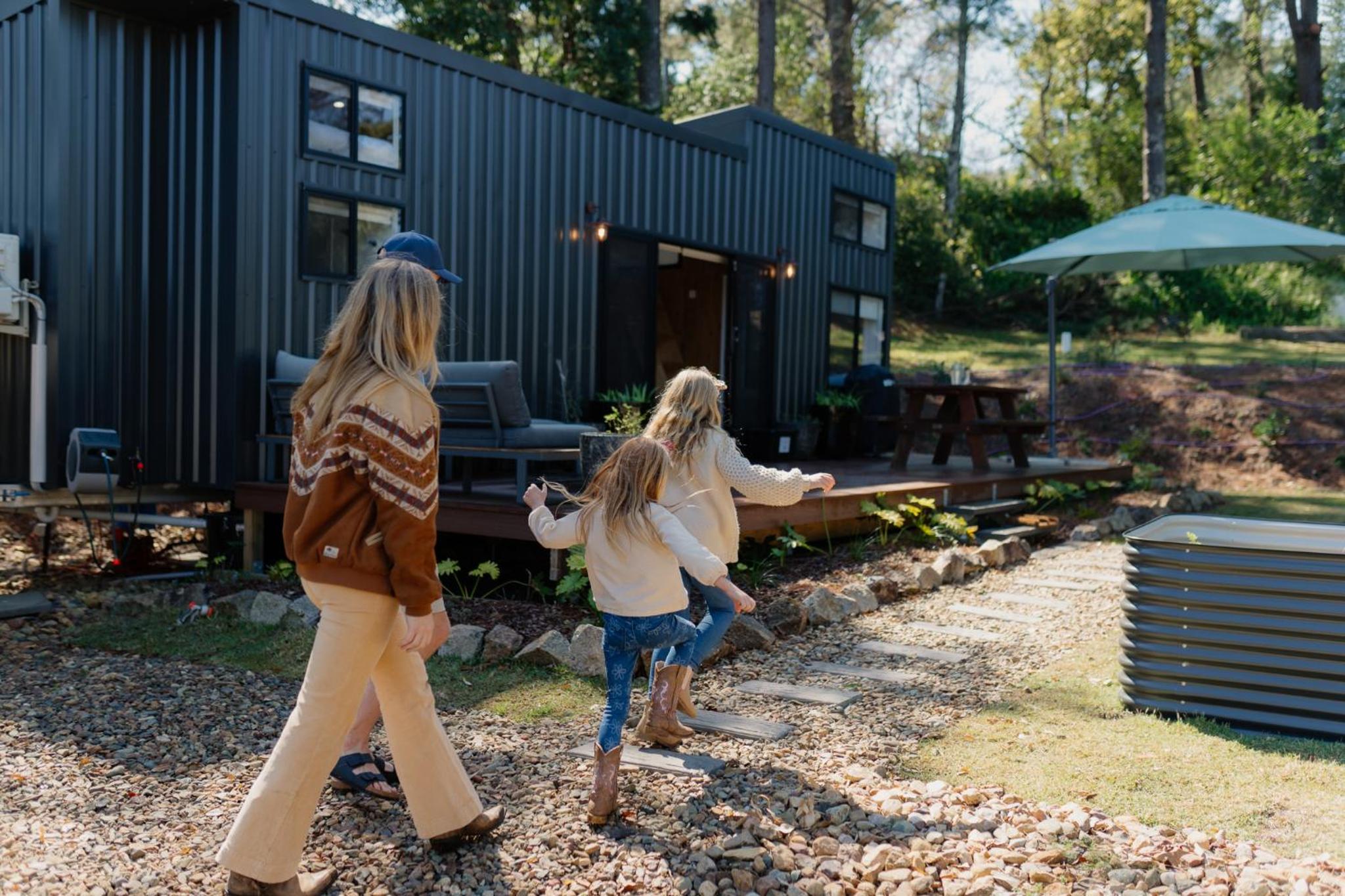 Lavish Group Retreat Sleeps Up to 26 includes Tiny Home with Pool Sauna Hair Makeup Room