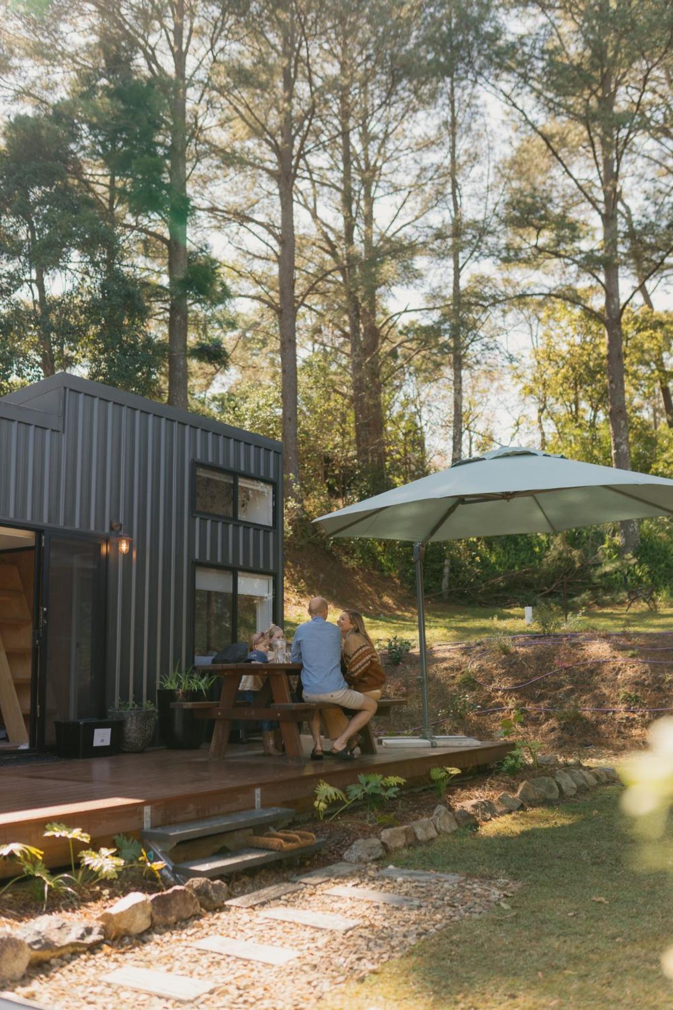 Lavish Group Retreat Sleeps Up to 26 includes Tiny Home with Pool Sauna Hair Makeup Room