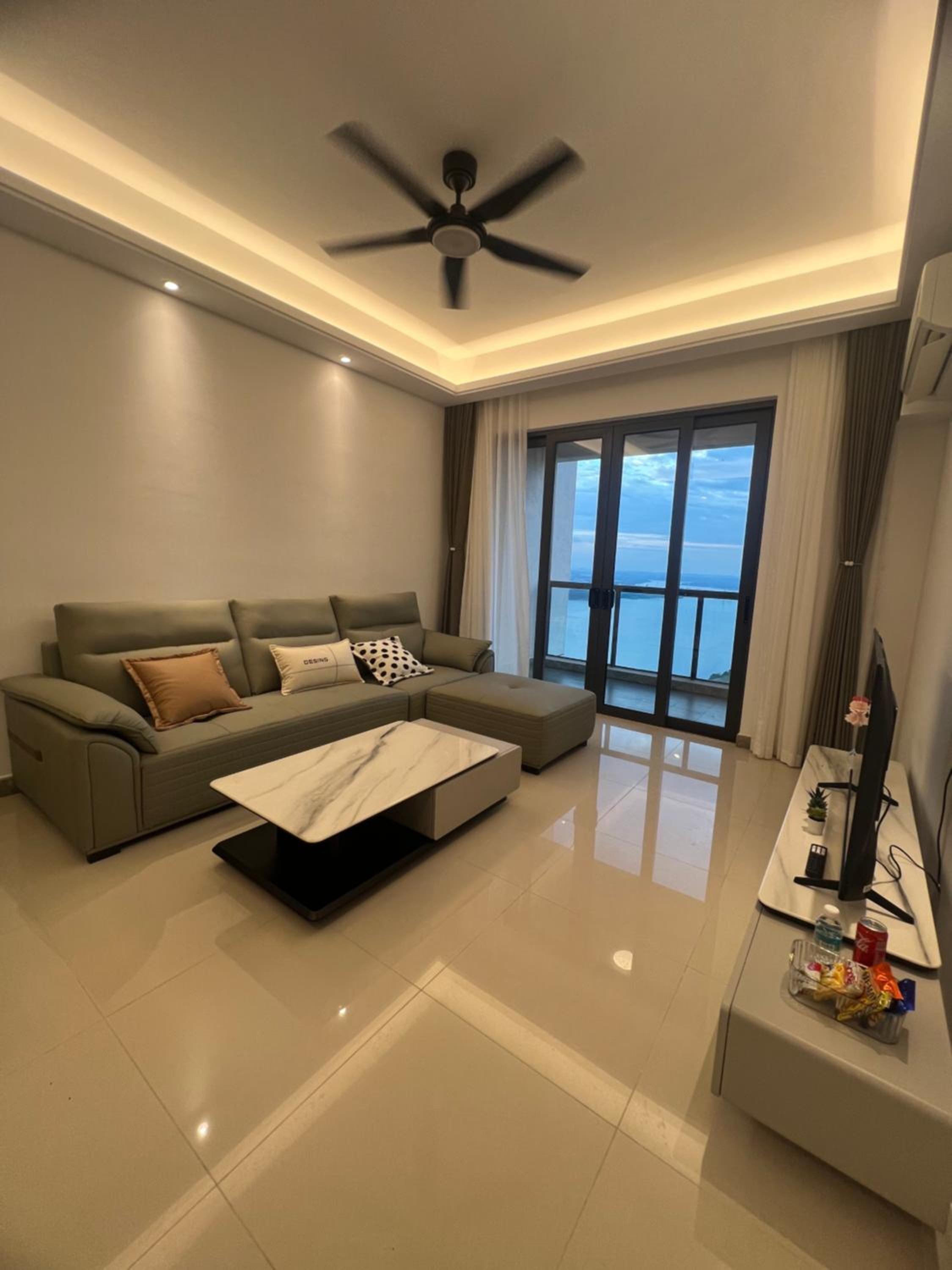 R&F 2R2B unit Full Seaview