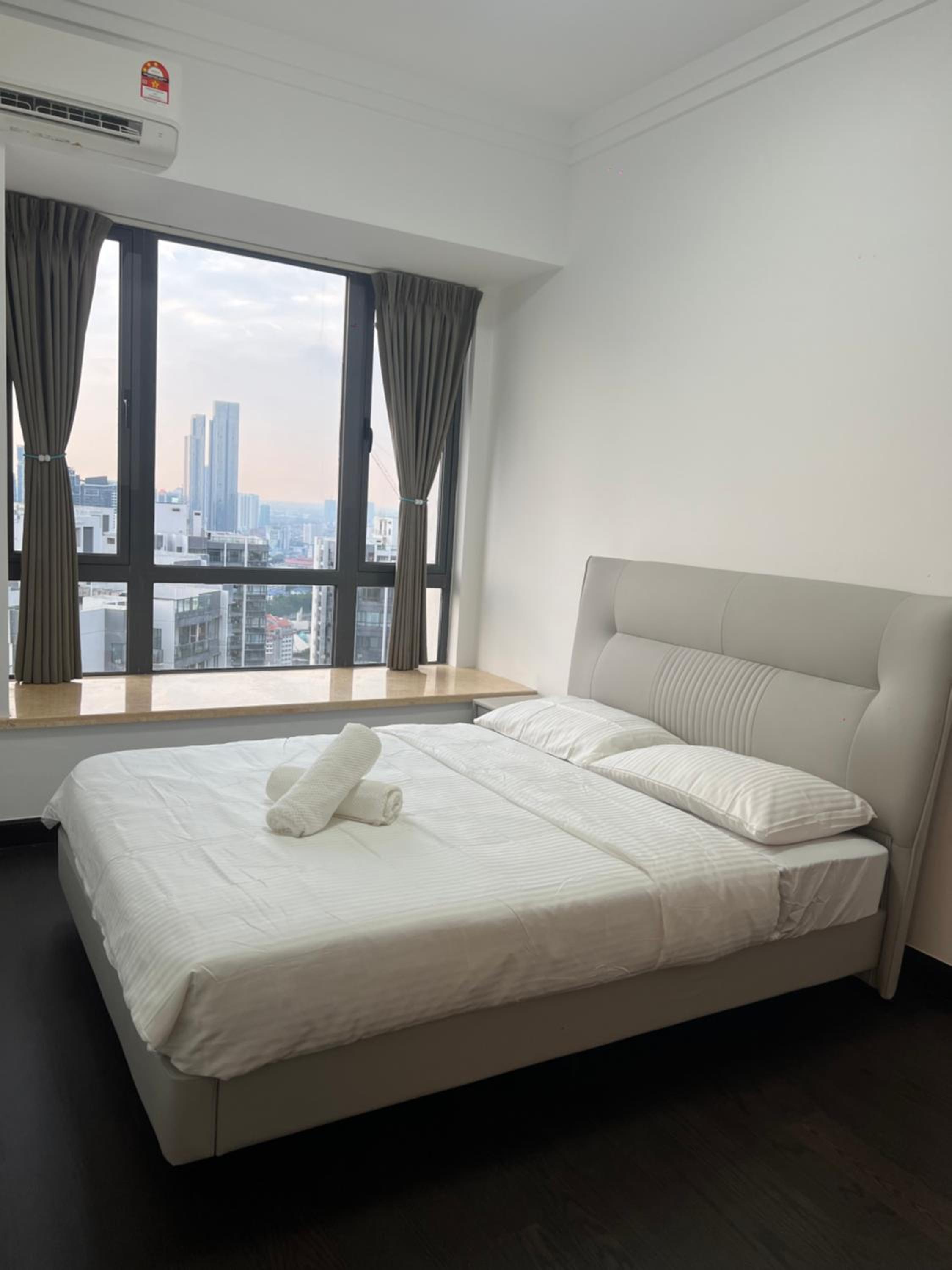 R&F 2R2B unit Full Seaview